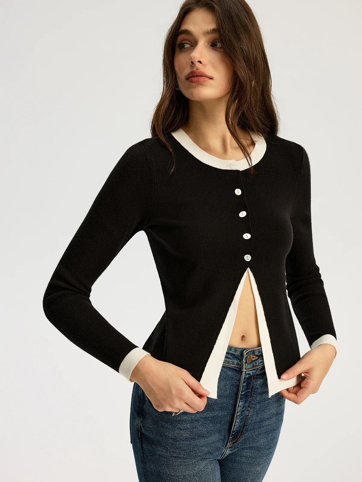 2 in 1 Contrast Trim Slit Knit Top - Image 5