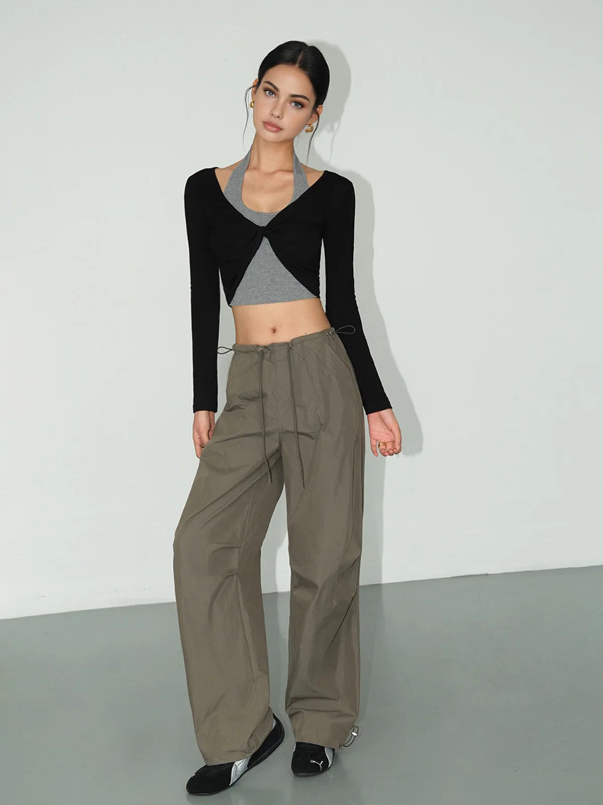 2 in 1 Knotted Crop Top - Image 3