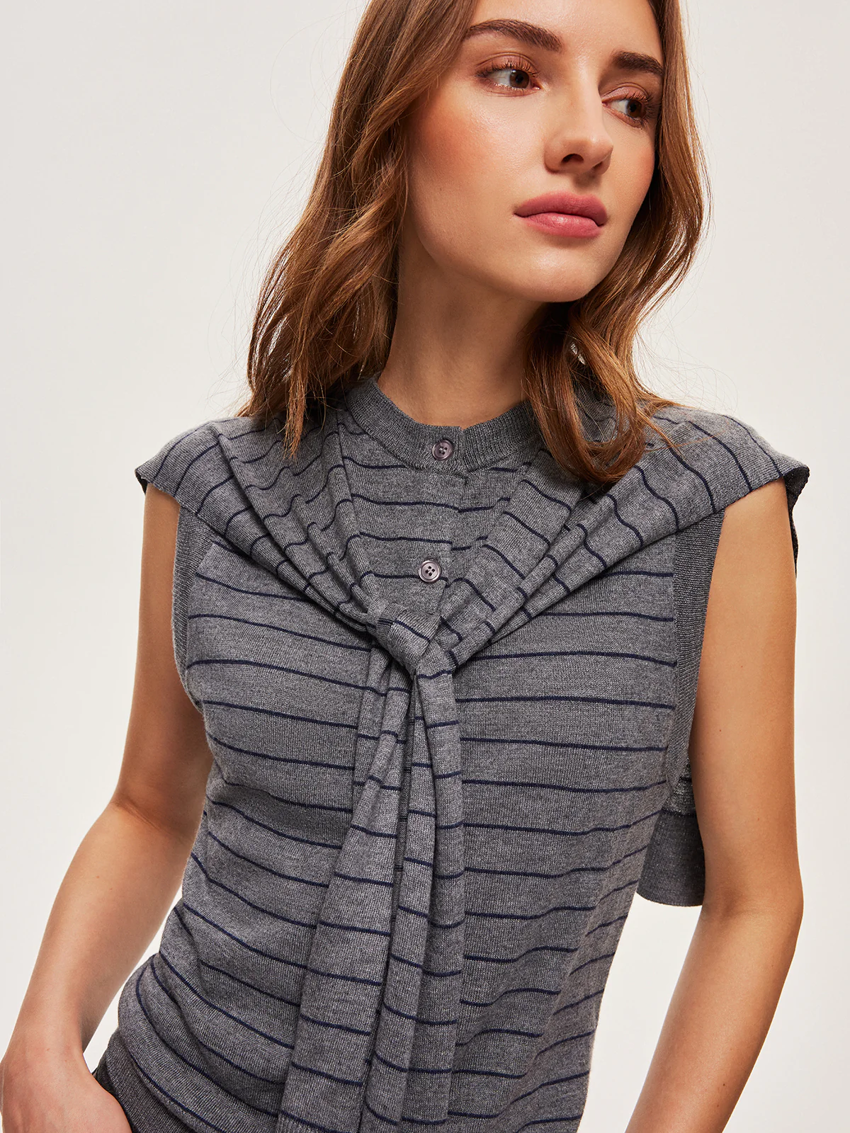 2 In 1 Striped Knotted Button Sleeveless Sweater Vest - Image 4