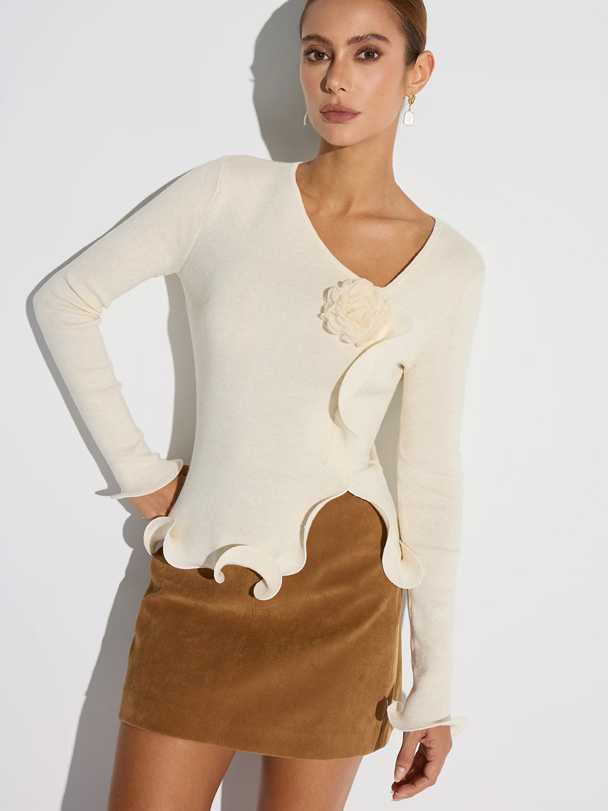 3D Floral Ruffled Hem Knit Top - Image 4
