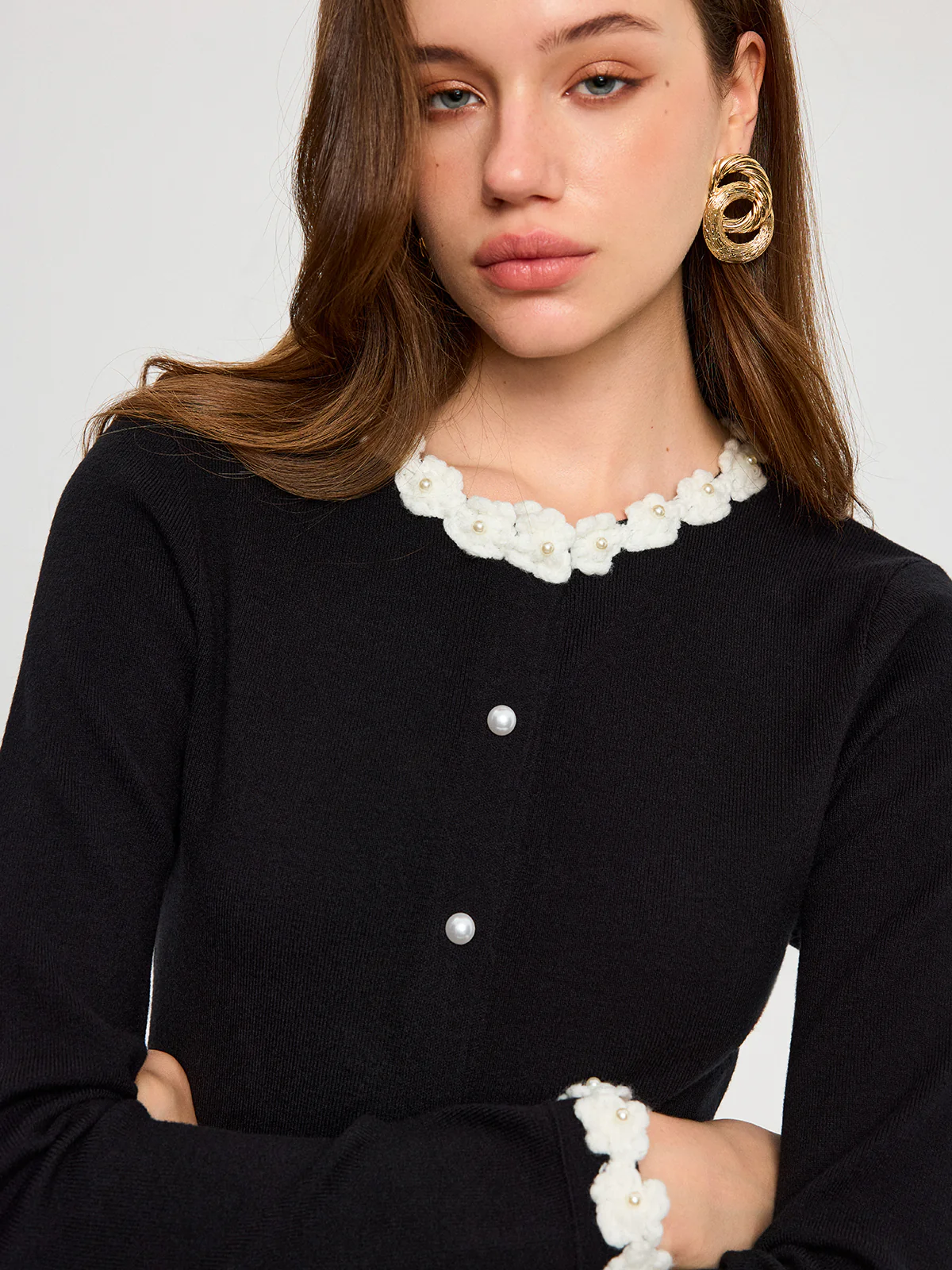 3D Floral Trim Pearl Button Cardigan - Image 4