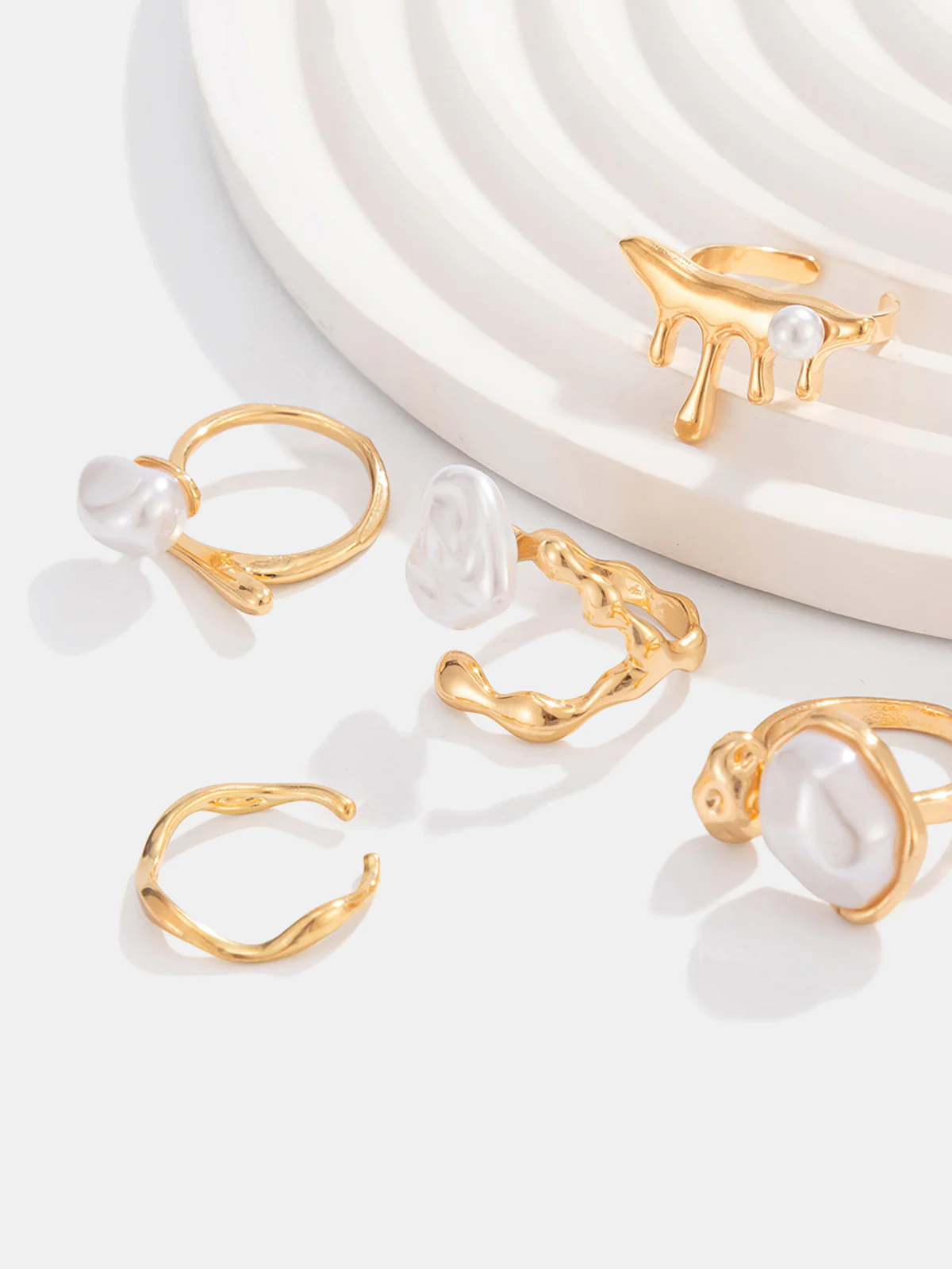 5pcs Golden Irregular Pearl Ring Set - Image 3