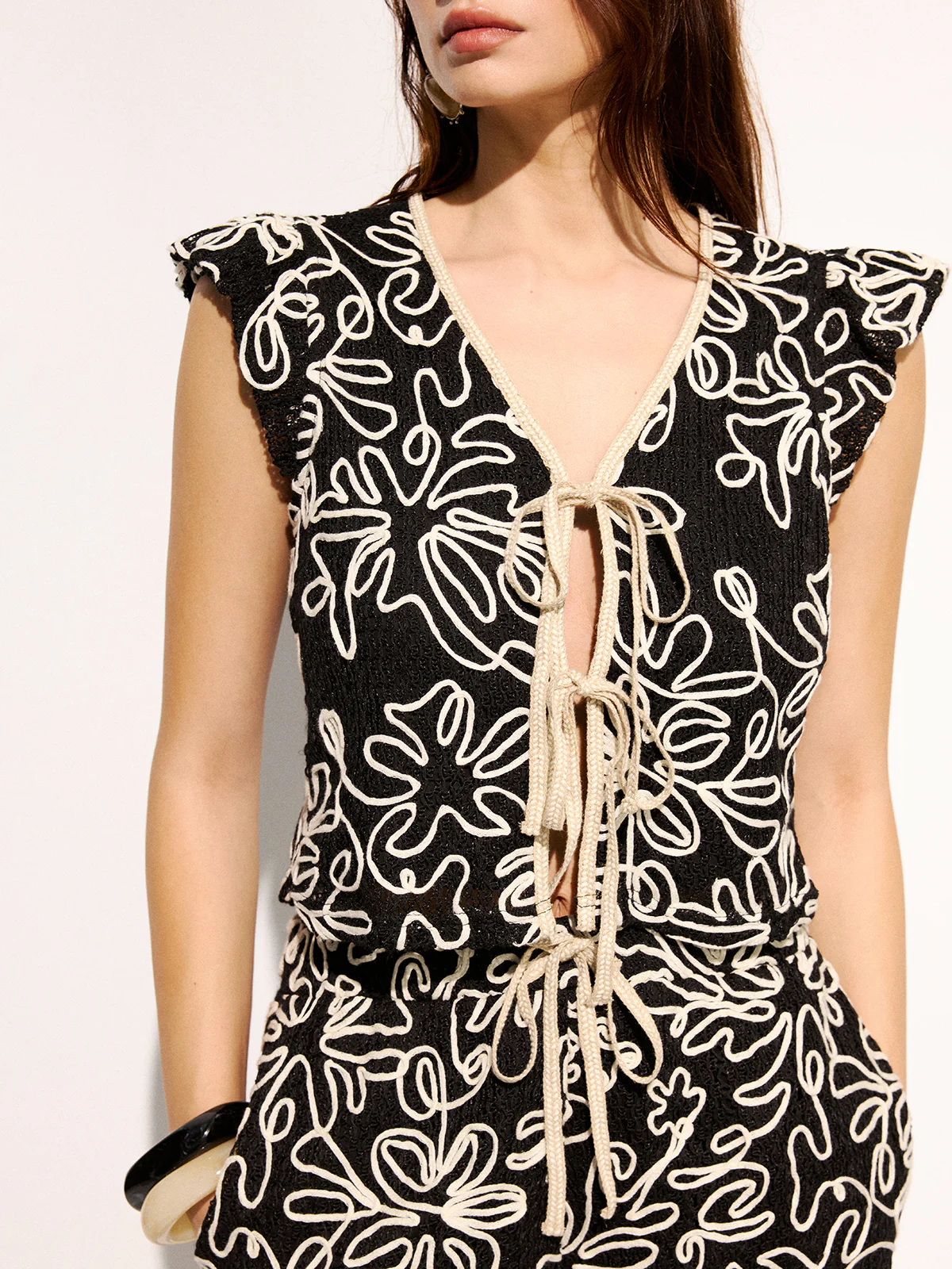 Abstract Floral Tie-Front Top & Shorts Set - Image 4
