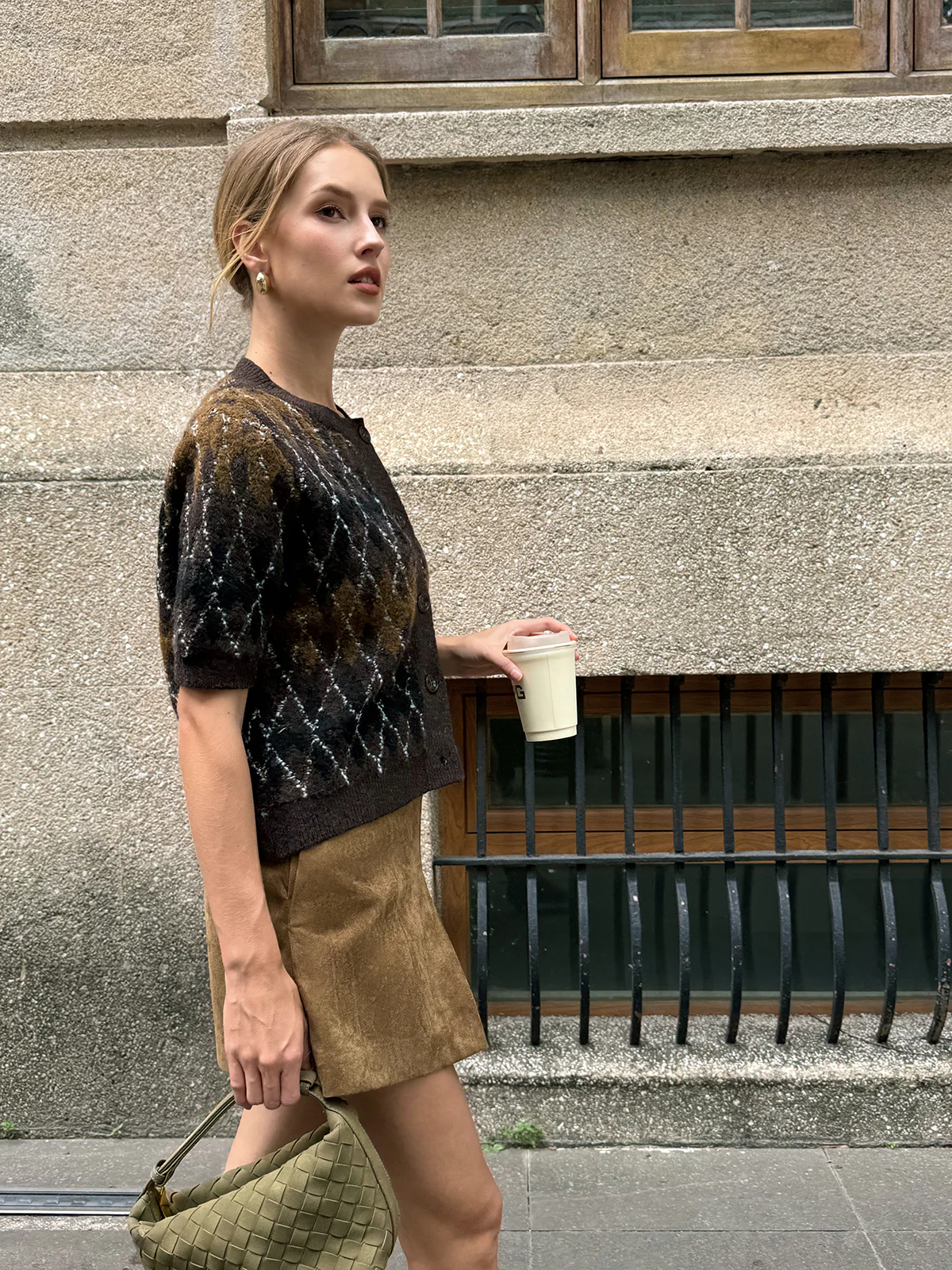 Argyle Pattern Short Sleeve Knit Cardigan - Image 4