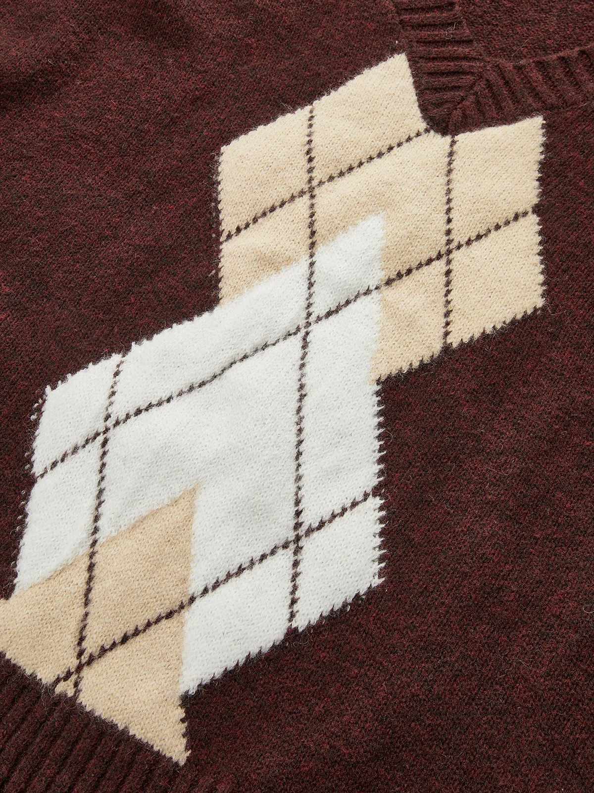 Argyle V-Neck Wool Blend Sweater Vest - Image 4