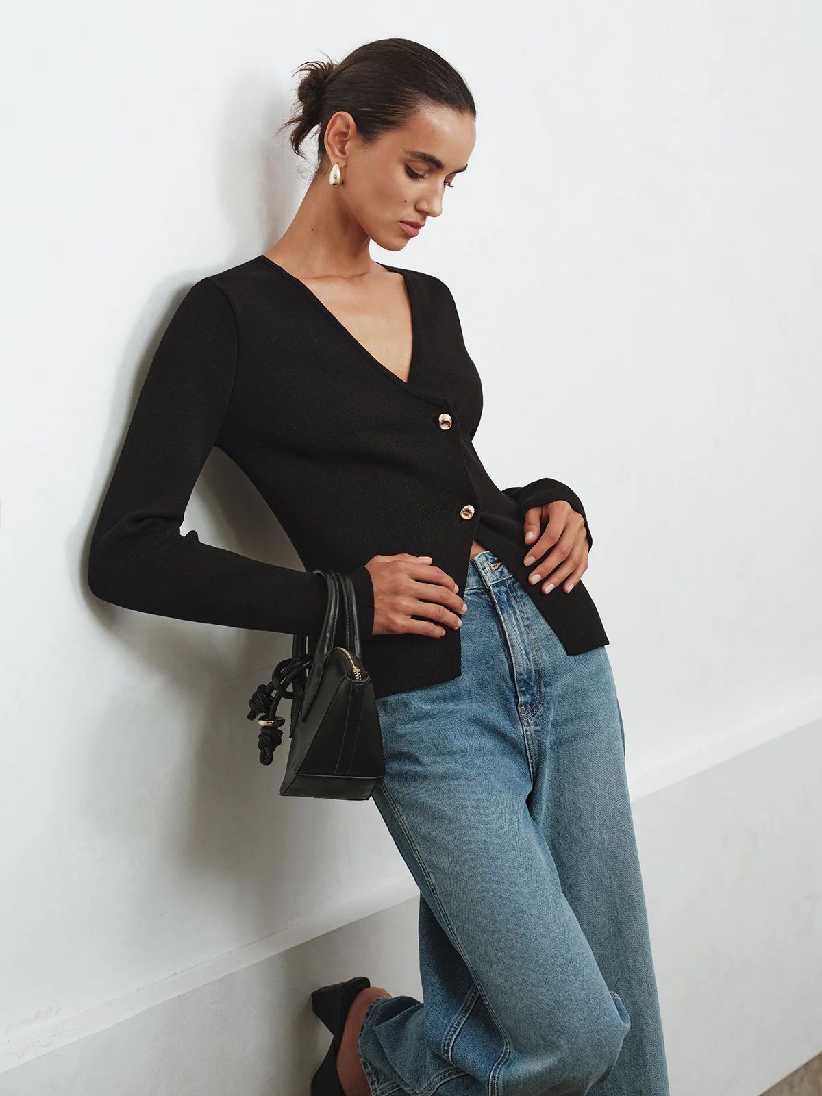 Asymmetric Buttoned Knit Cardigan - Image 5