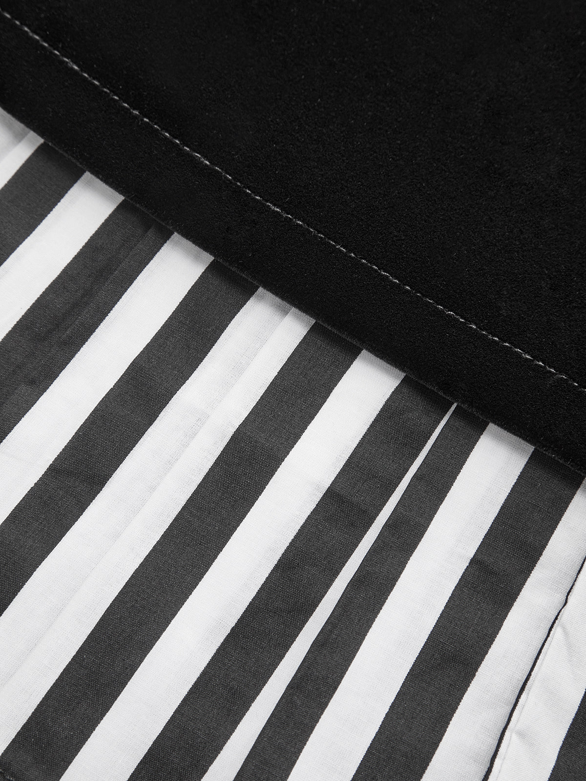 Asymmetric Contrast Striped Hem Mini Skirt - Image 4