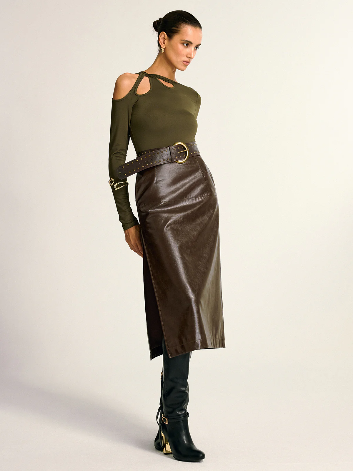Asymmetric Cut-Out Cold Shoulder Blouse - Image 4