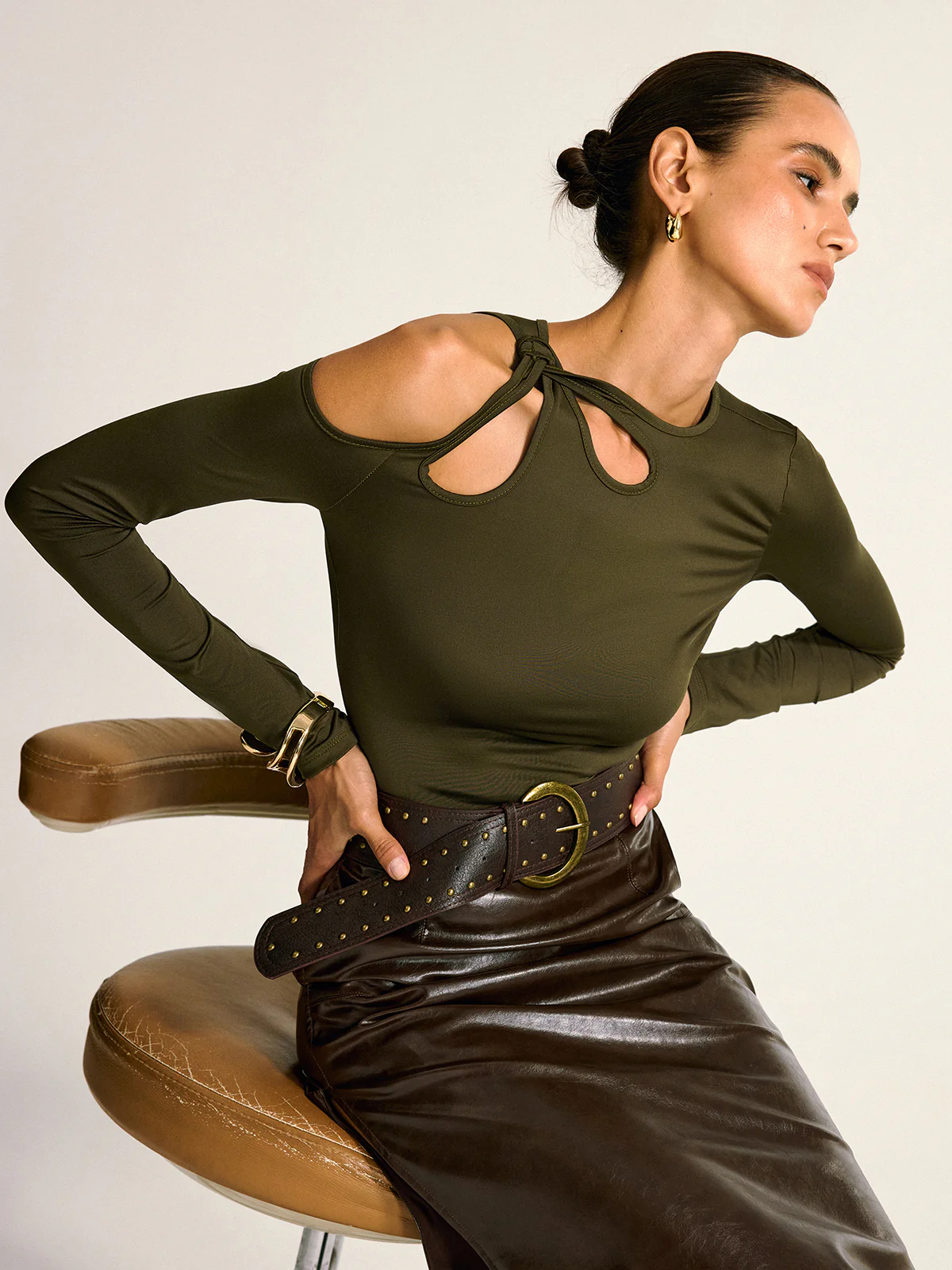 Asymmetric Cut-Out Cold Shoulder Blouse - Image 5