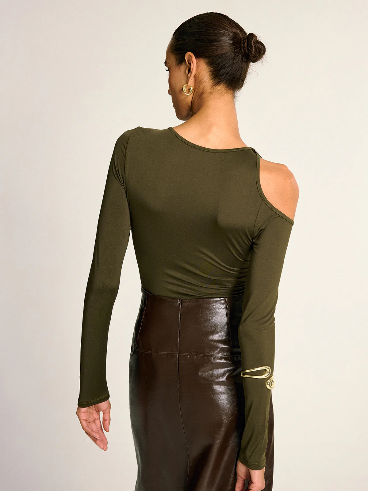 Asymmetric Cut-Out Cold Shoulder Blouse - Image 6