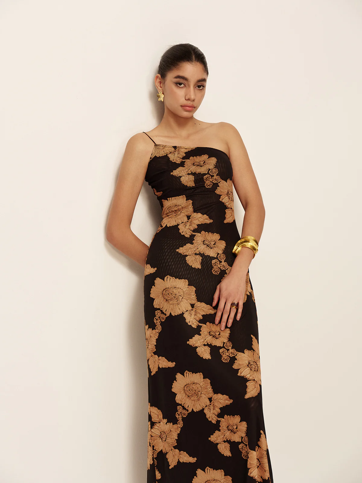 Asymmetrical Cold shoulder Printed Dress - Image 3