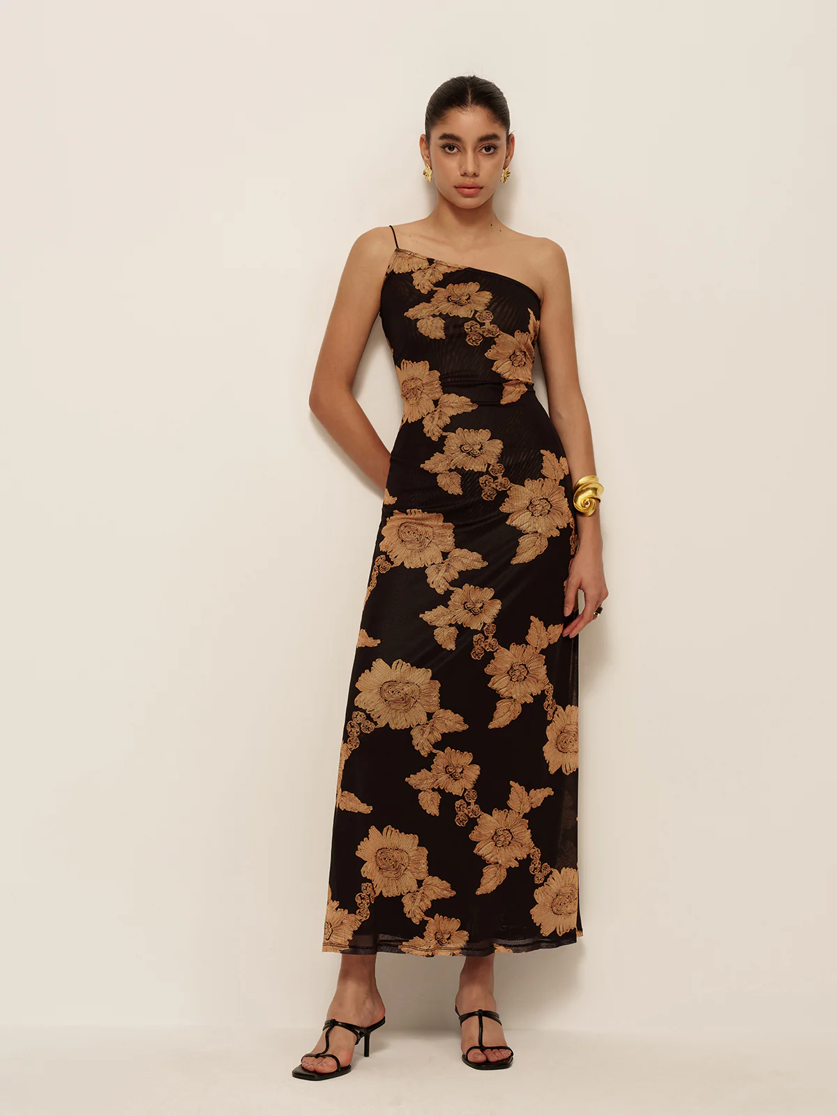 Asymmetrical Cold shoulder Printed Dress - Image 4