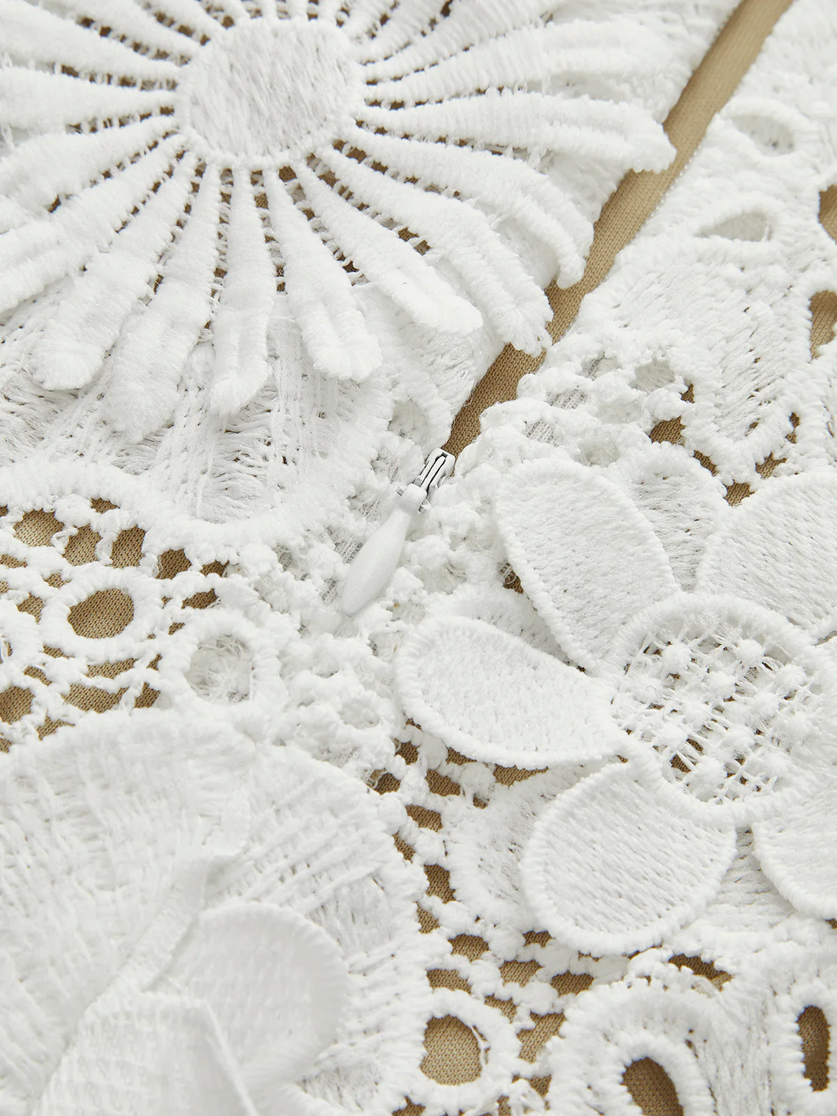 Asymmetrical Floral Lace Top Skirt Set - Image 5