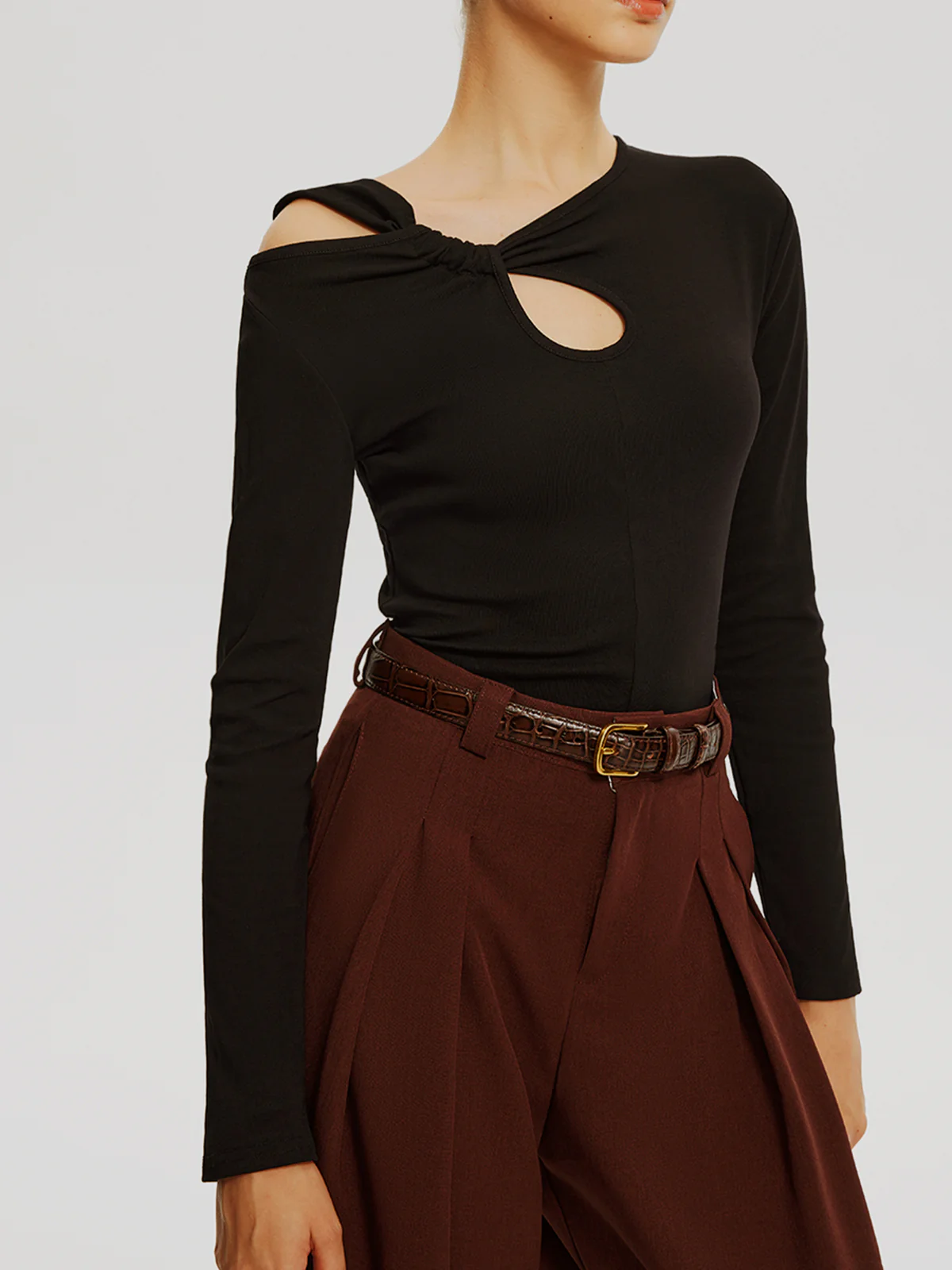 Asymmetrical Knotted Jersey Top - Image 3