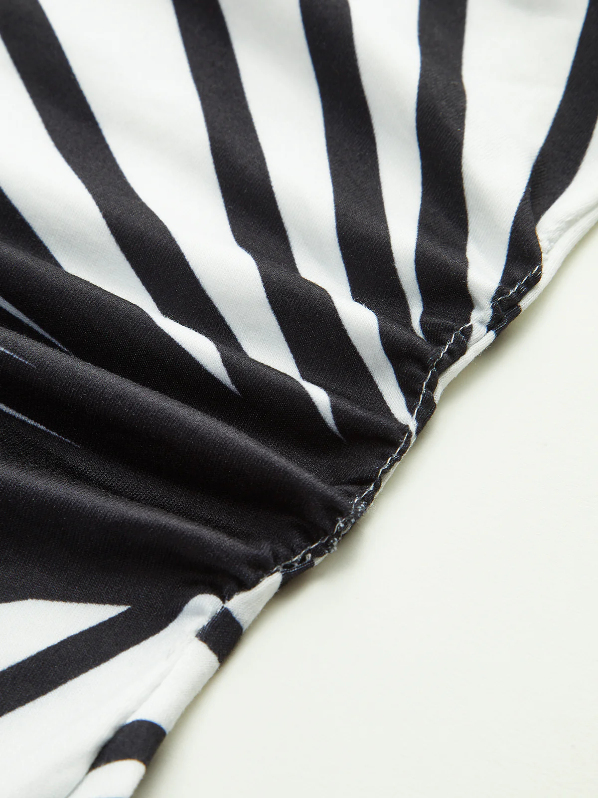 Asymmetrical One-Shoulder Striped Top - Image 3