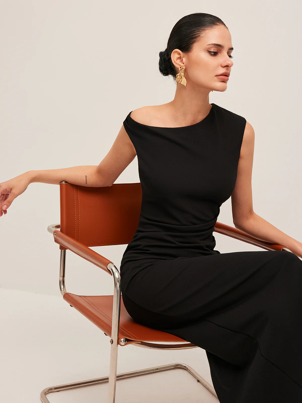Asymmetrical Shoulder Dress - Image 3