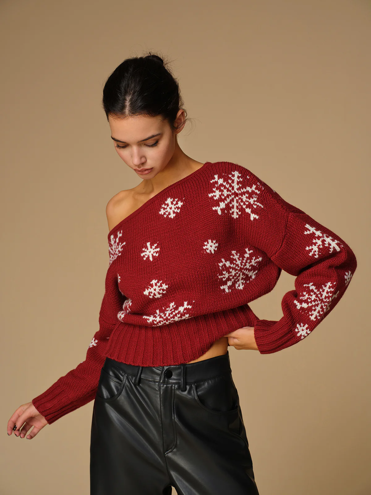 Asymmetrical Snowflake Knit Top - Image 5
