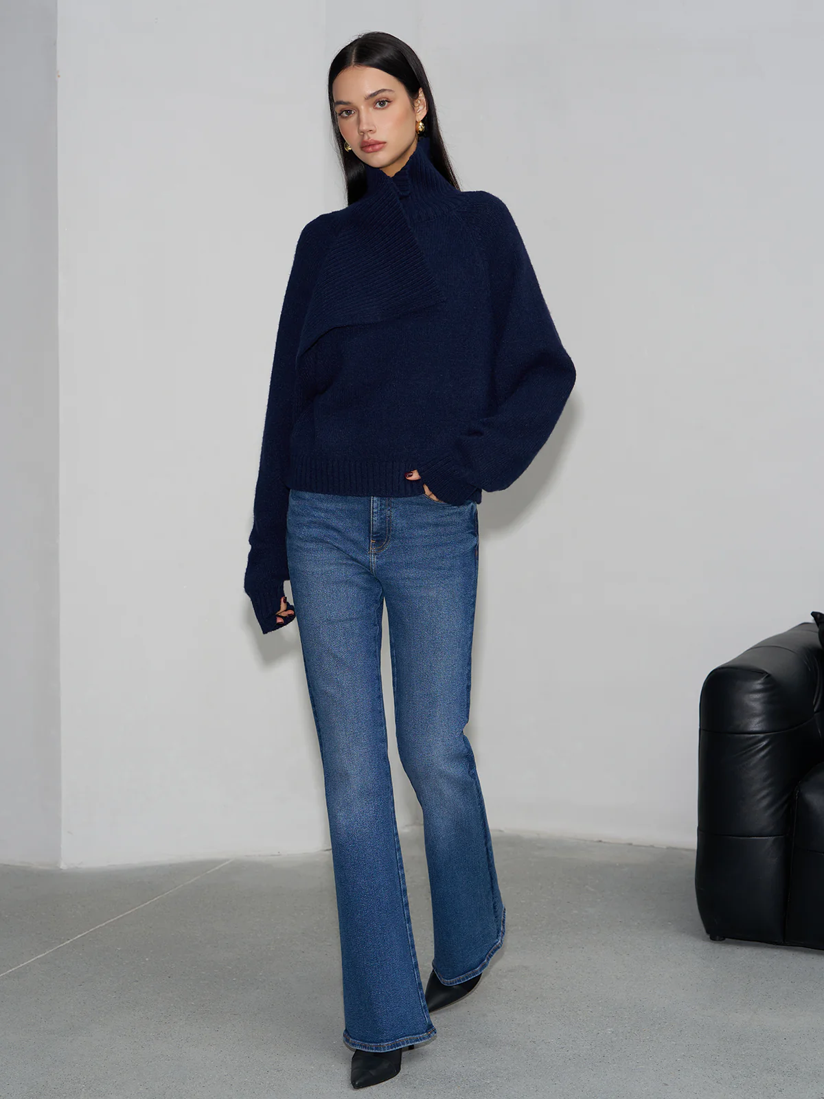 Asymmetrical Turtleneck Plain Sweater - Image 3