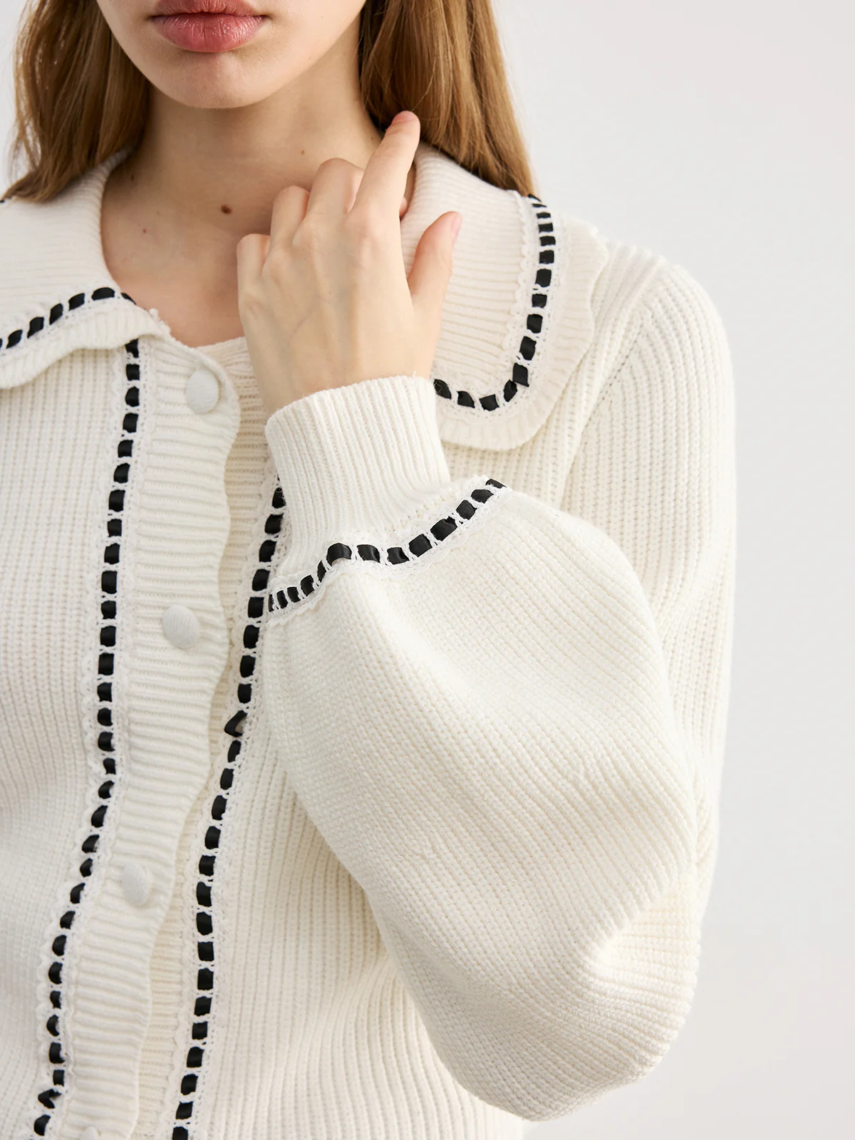 Back Bow Contrast Trim Collared Cardigan - Image 2