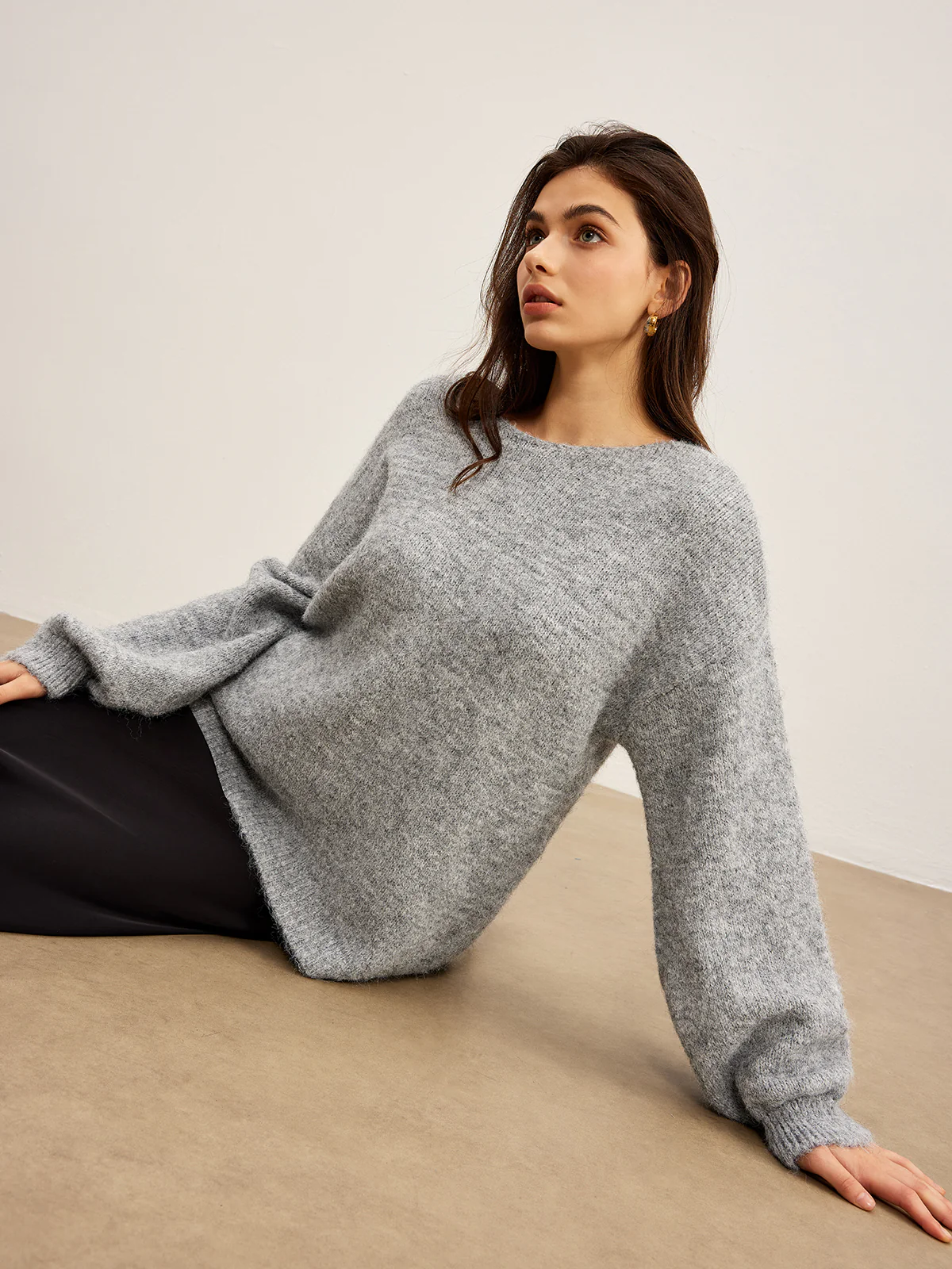 Backless Bow Shift Sweater - Image 3