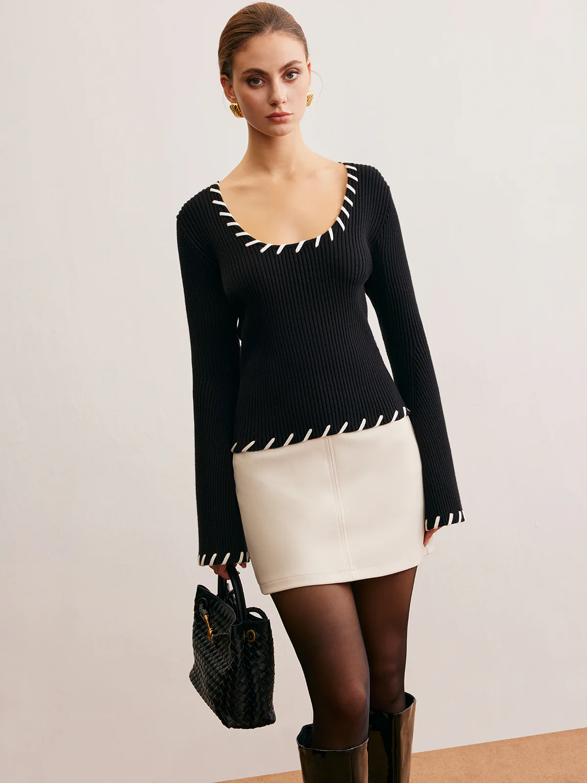 Bell-Sleeve Contrast Trim Knit Top - Image 5