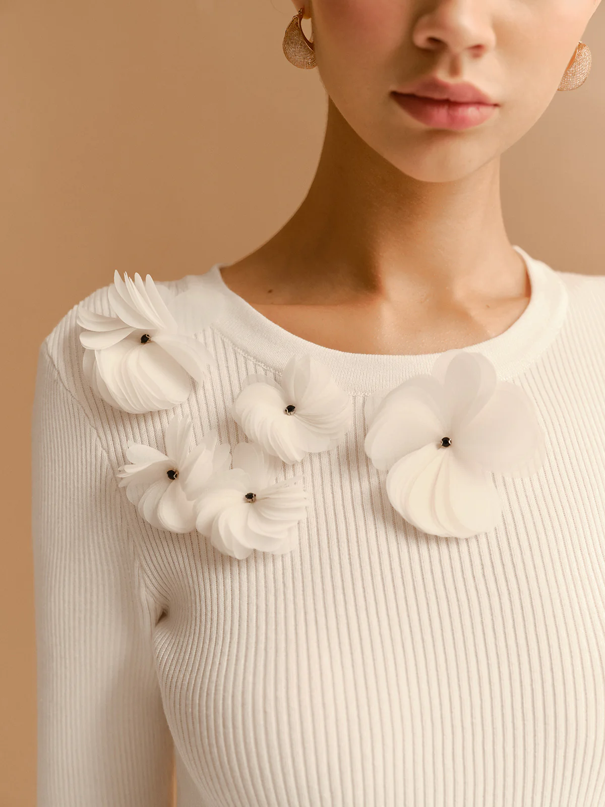 Bell Sleeve Floral Knit Top - Image 4