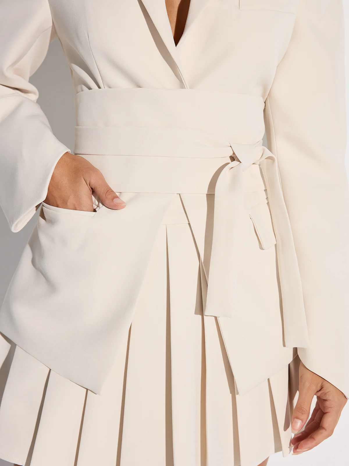 Belted Cinched Waist Blazer - Image 6