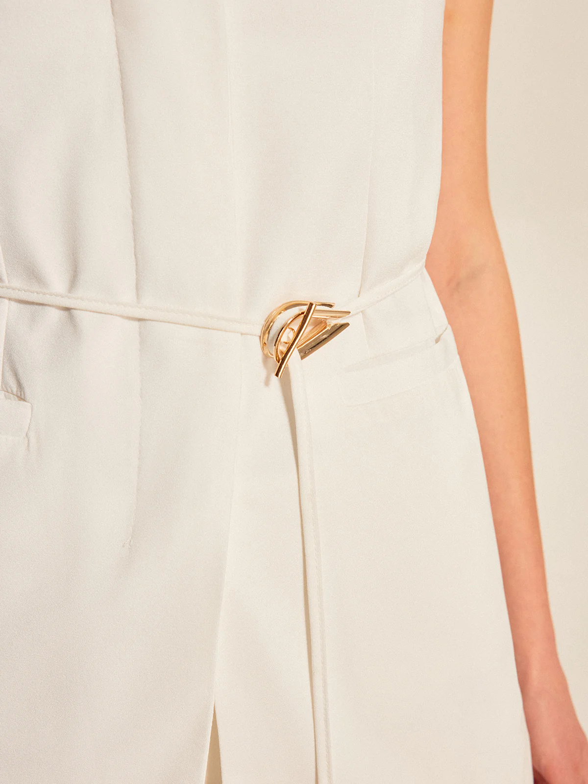 Belted V-Neck Sleeveless Vest - Image 5
