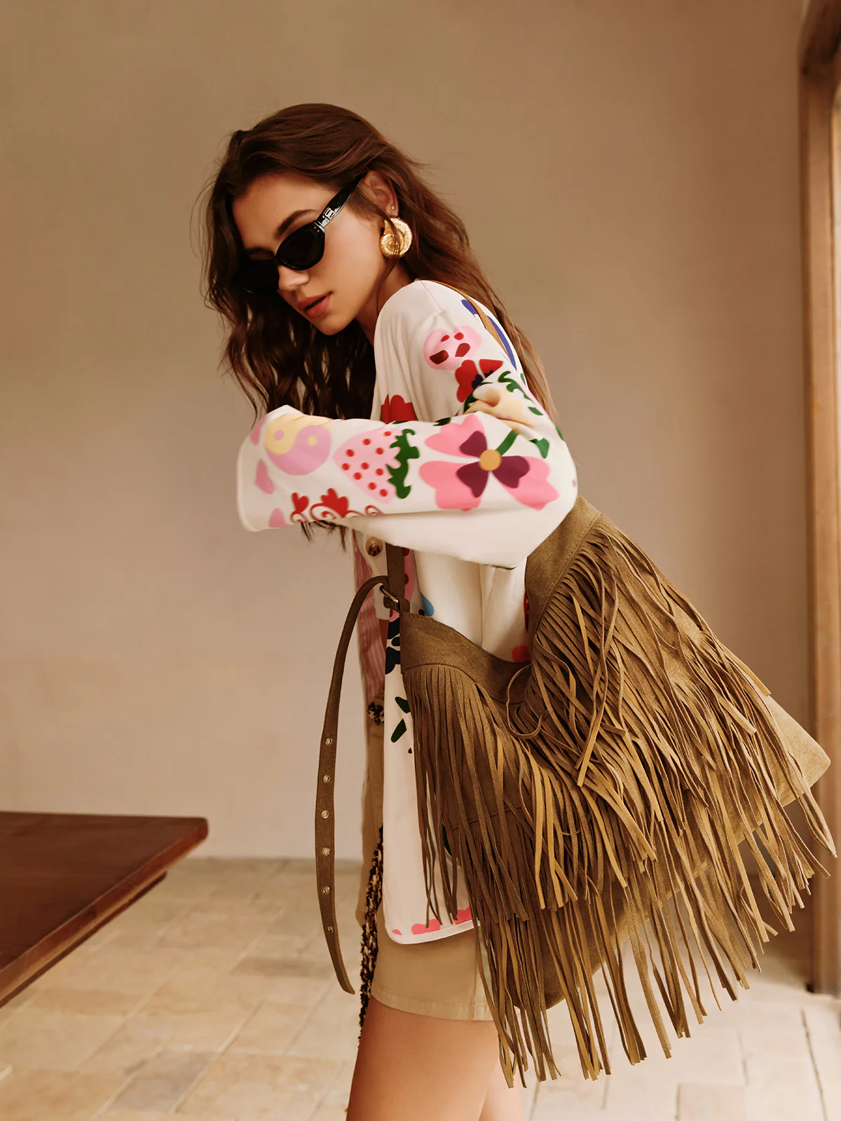 Boheme Buckle-Design Tassel Shoulder Bag - Image 4