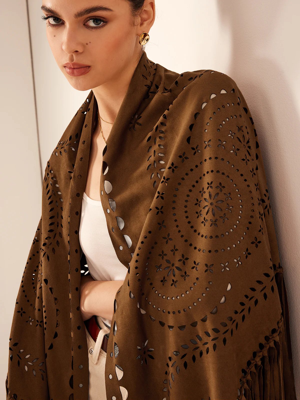 Boheme Hollow Tassel Shawl - Image 5