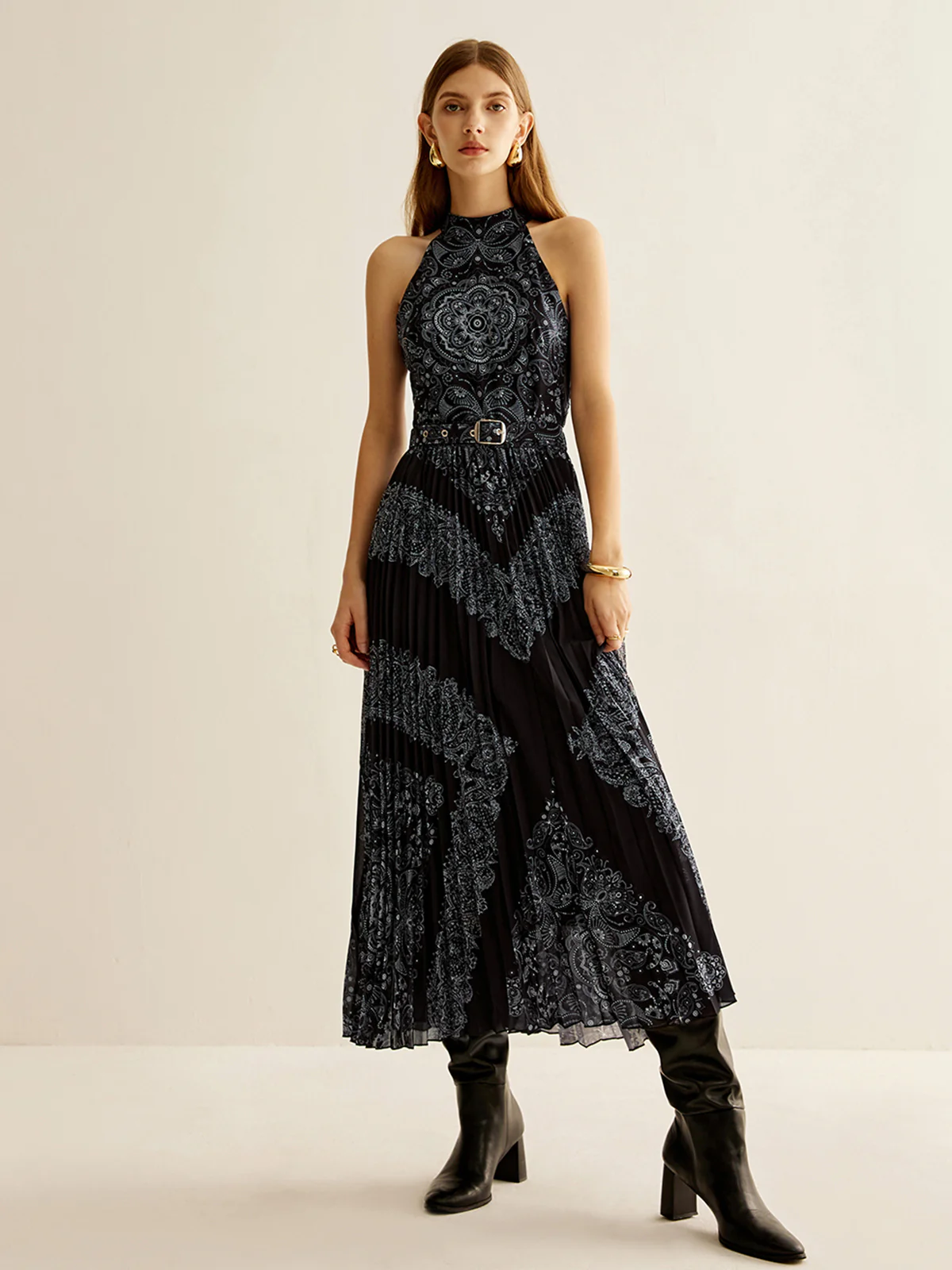 Boheme Sleeveless Pleated Dress With Belt - Image 2