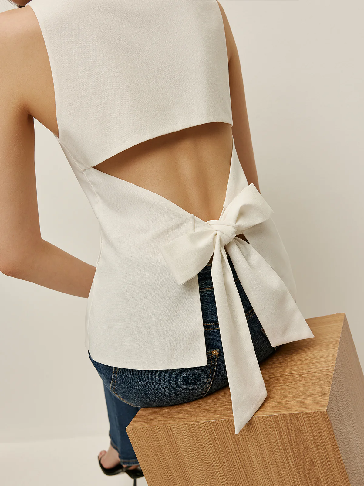 Bow Back Detail Sleeveless Top - Image 5