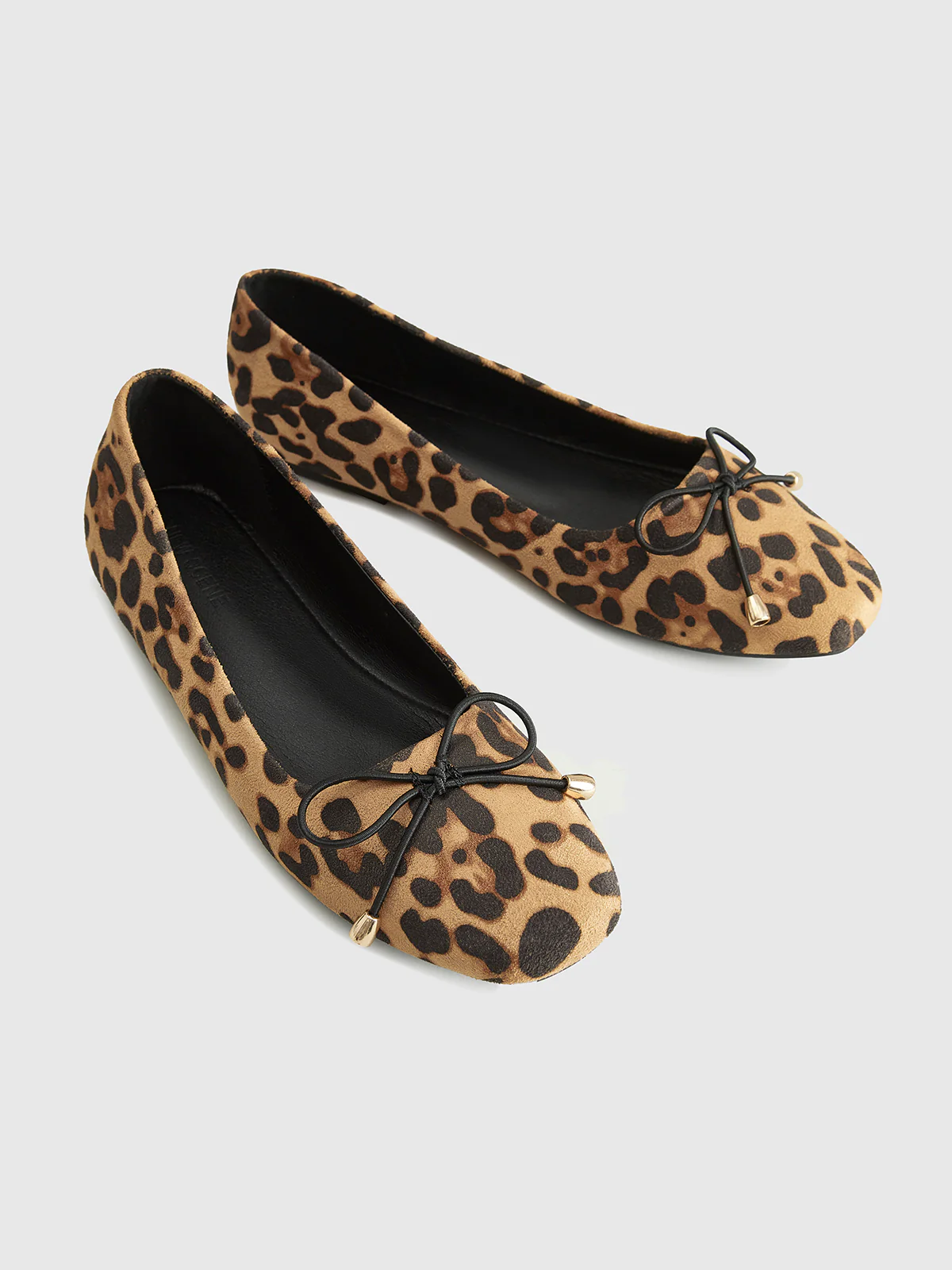 Bow-Decor Leopard Printed Ballet Flats - Image 3
