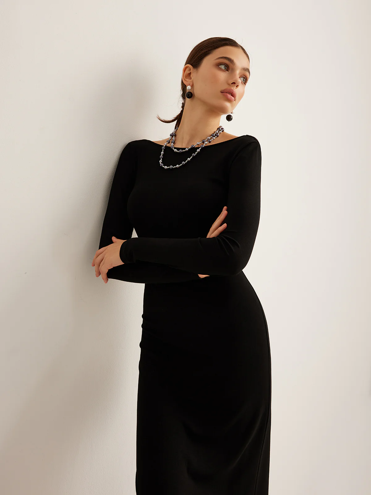 Bow Open Back Knit Dress - Image 4