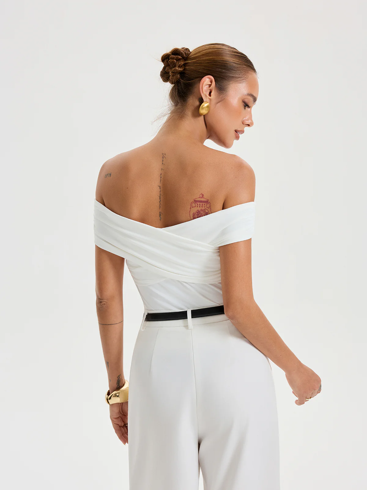 Bra-Free Off-Shoulder Top - Image 6