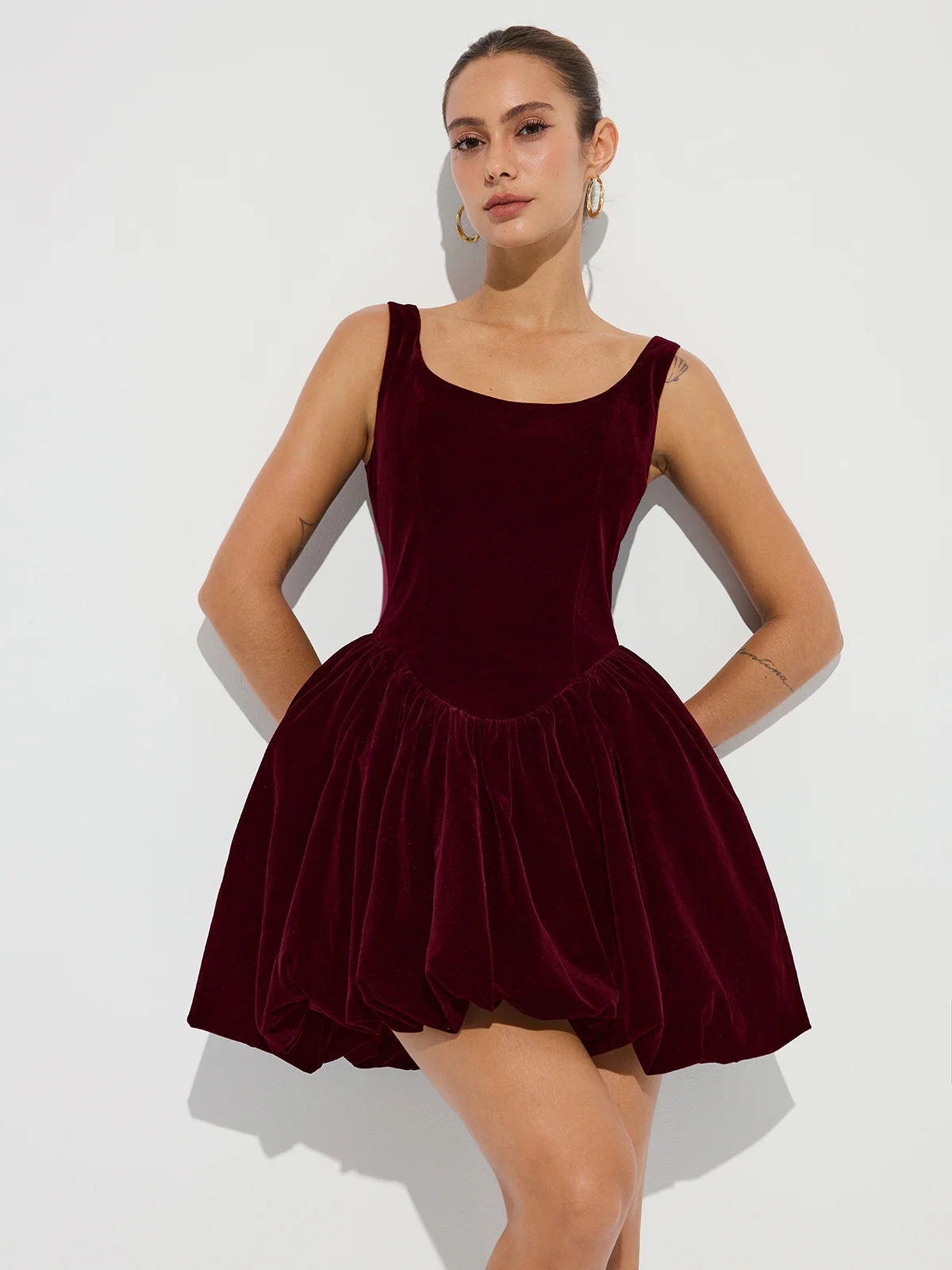 Bubble Hem Velvet Strappy Mini Dress - Image 5
