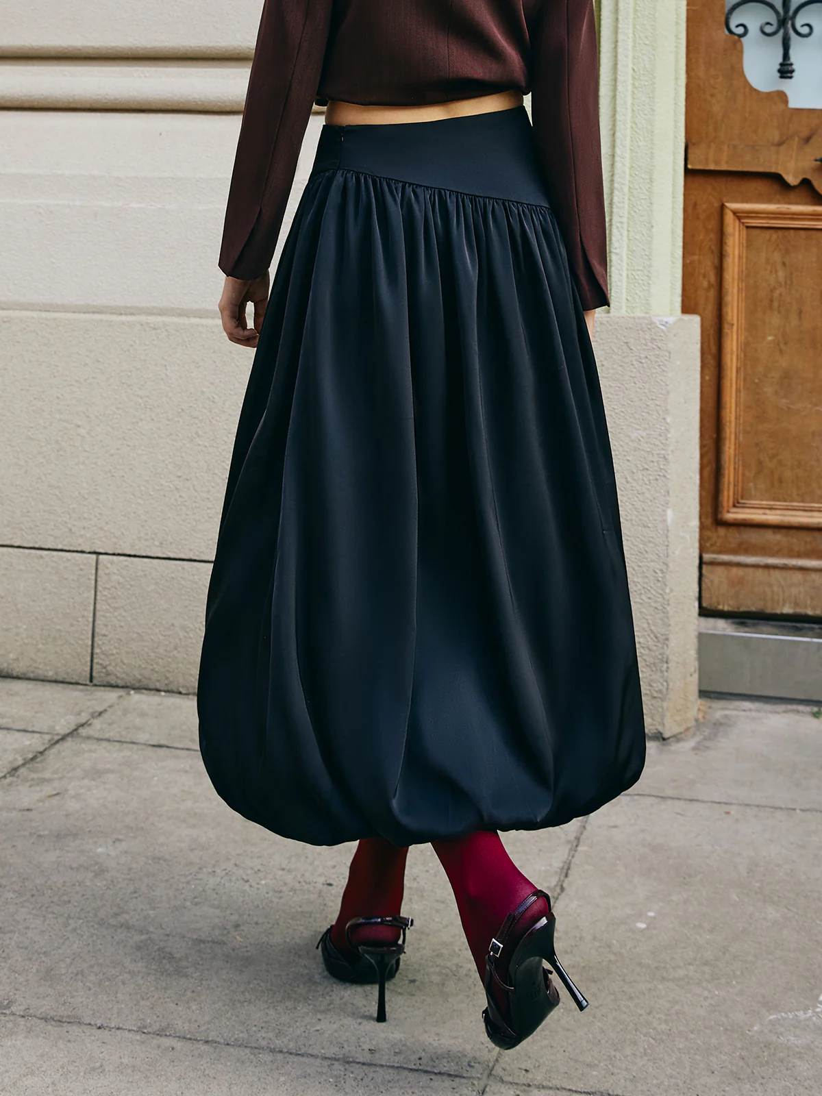 Bud Waist Pleated Satin Skirt - Image 6