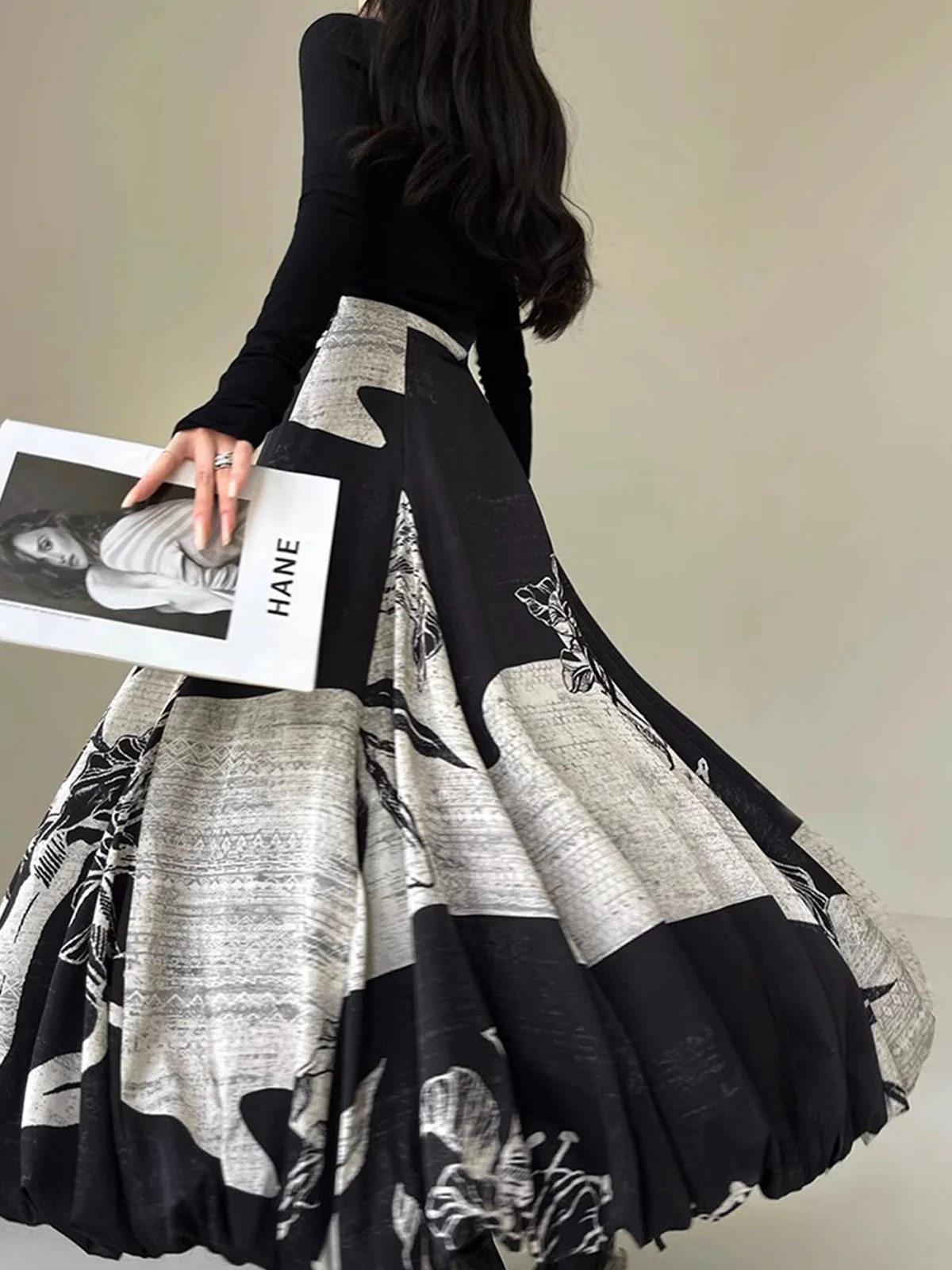 Bud Waist Side-Zipper Midi Skirt - Image 4