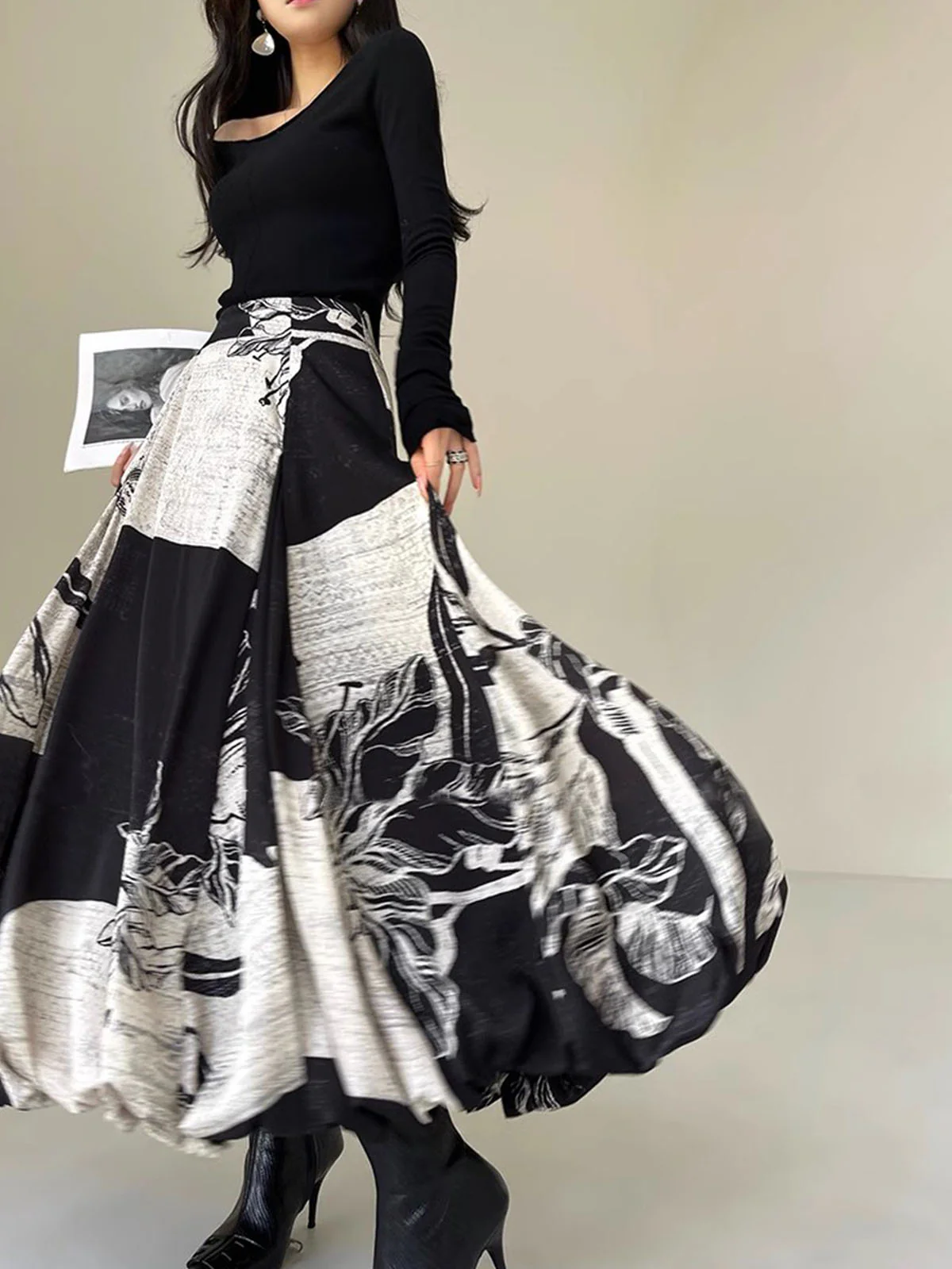 Bud Waist Side-Zipper Midi Skirt - Image 6