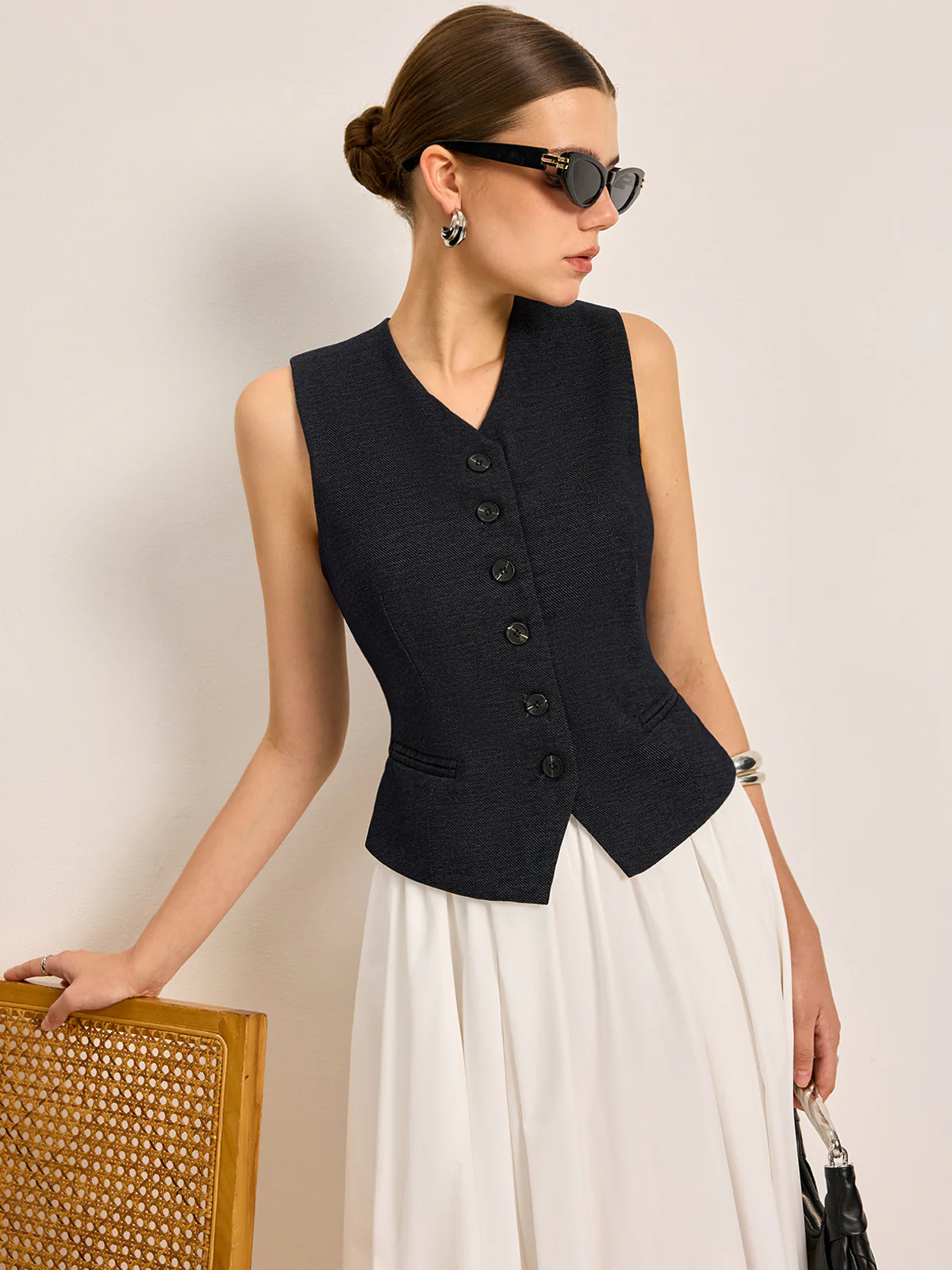 Button Detail Sleeveless Vest - Image 3