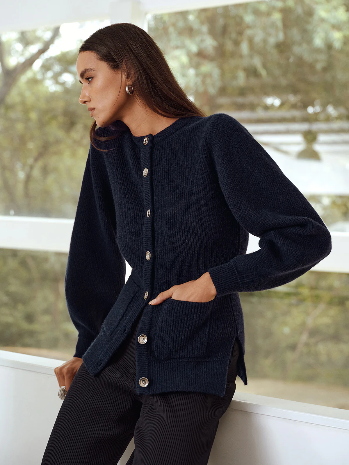 Button-Front Crew Neck Ribbed Knit Cardigan - Image 3