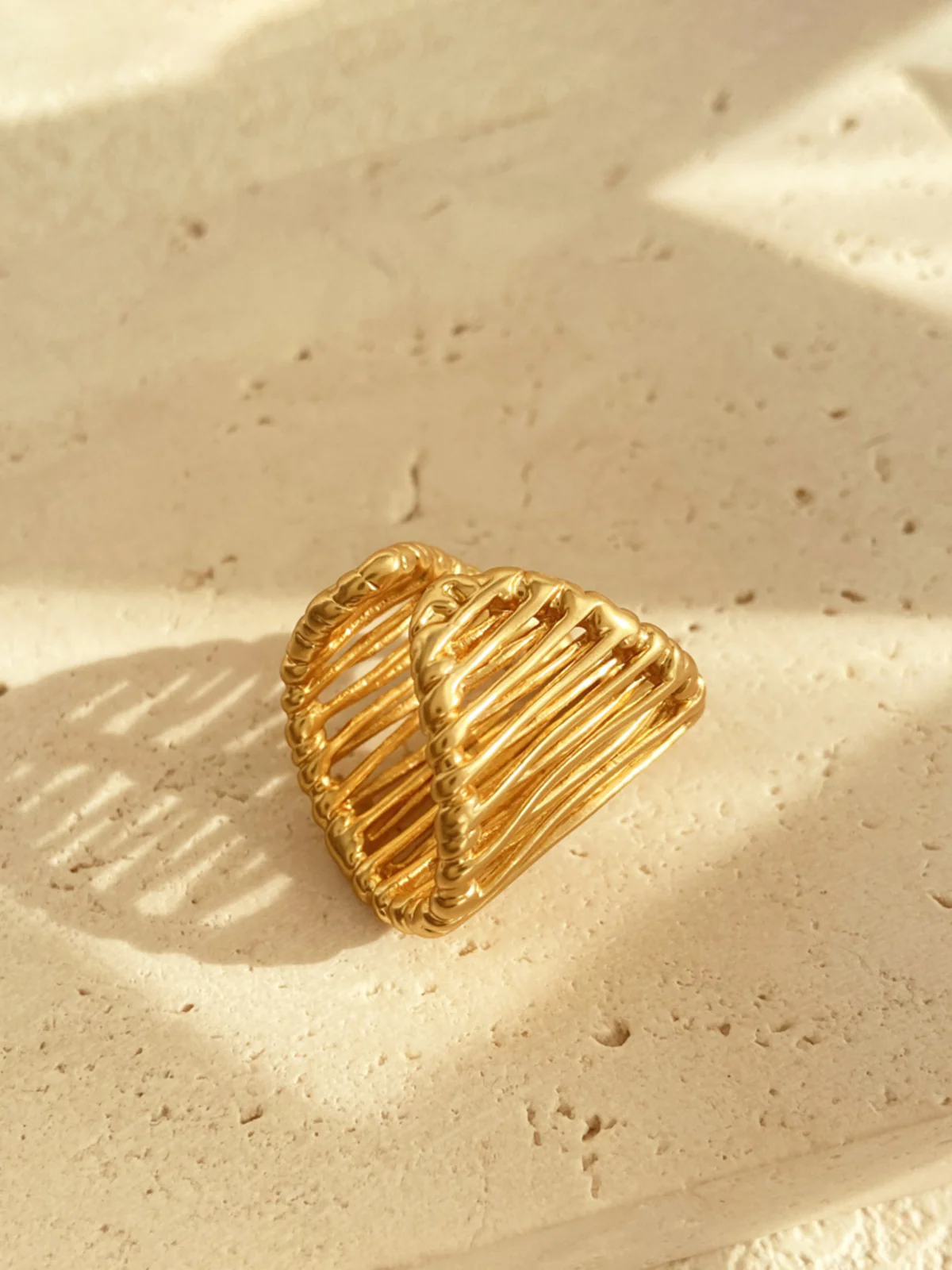 C-Shape Golden Fence Open Ring - Image 3
