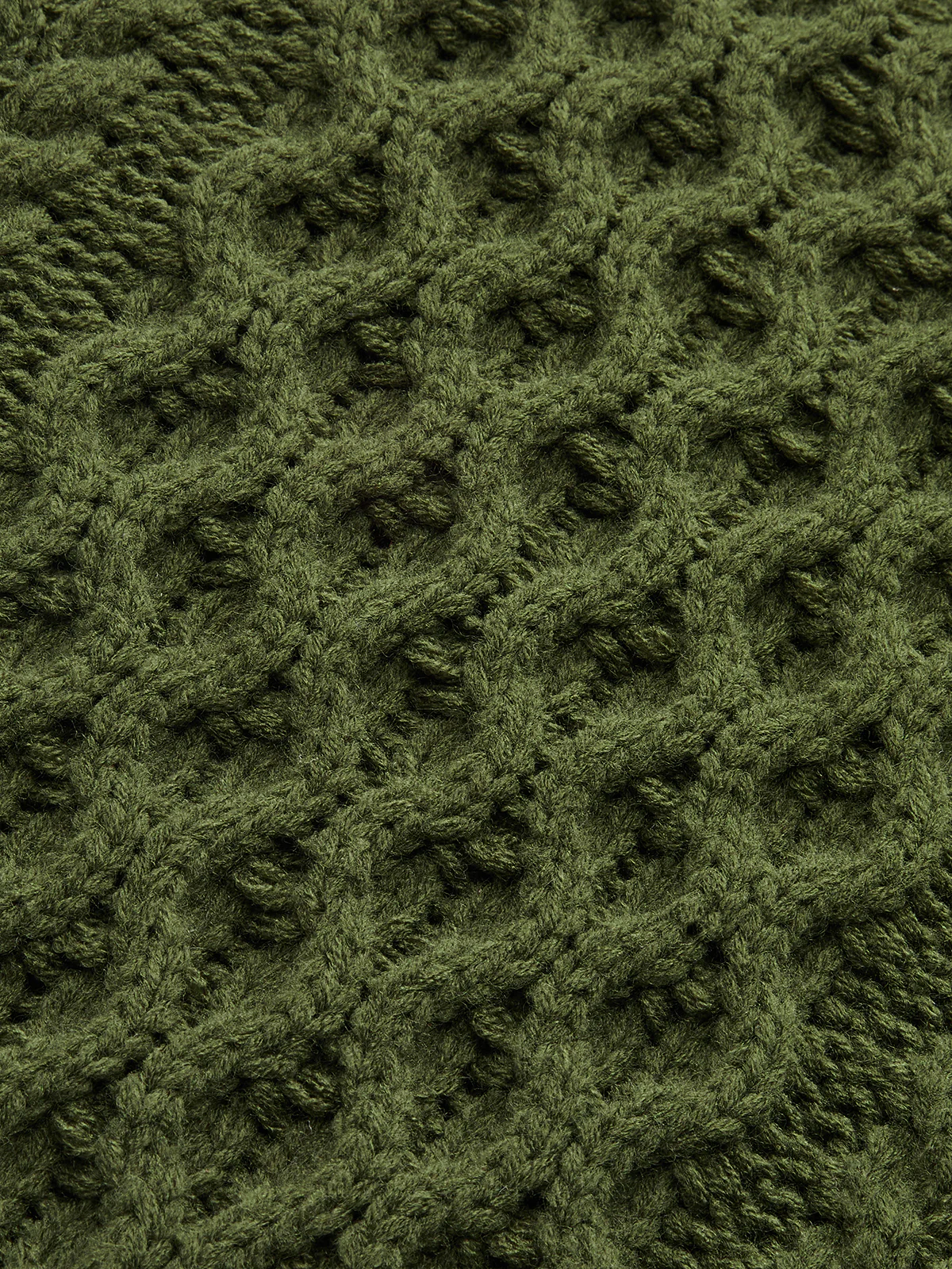 Cable Knit Sleeveless Sweater Vest - Image 4
