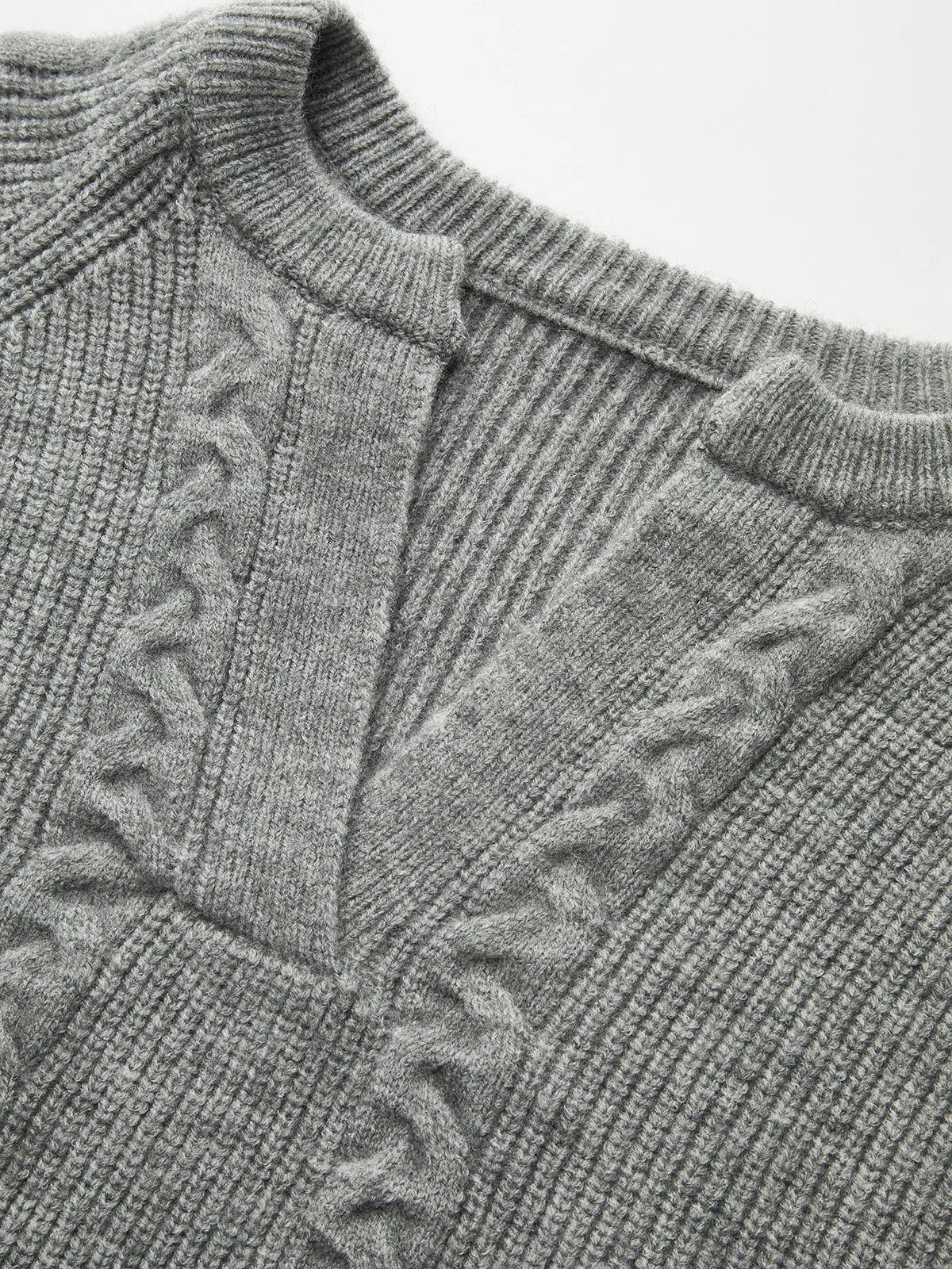 Cable Knit V-neck Puff Sleeve Sweater - Image 3