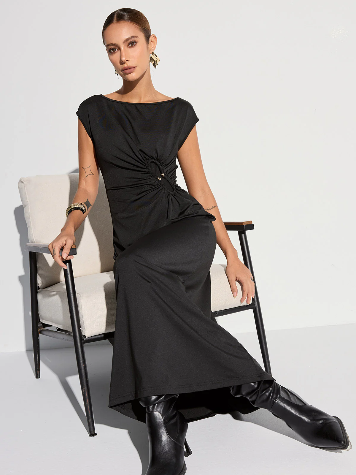 Cap Sleeve Ruched Backless Maxi Dress - Image 3