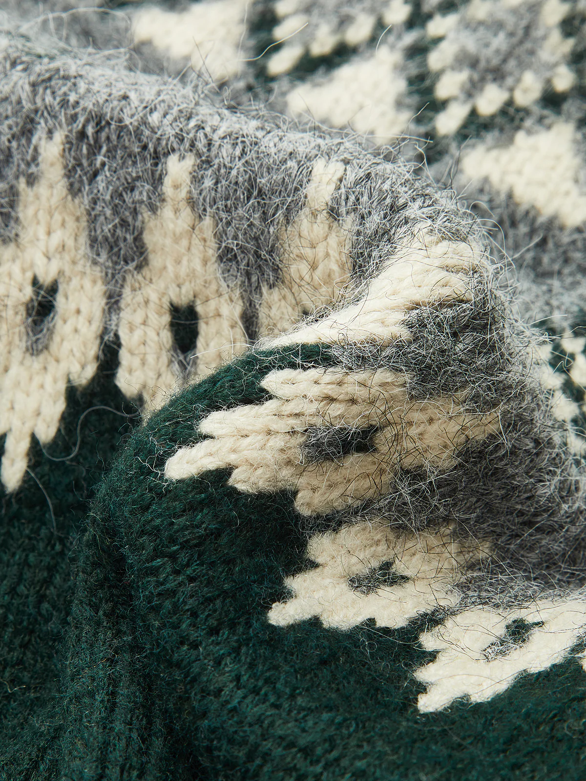 Cashmere-Blend Fair Isle Short-Sleeve Cardigan - Image 3