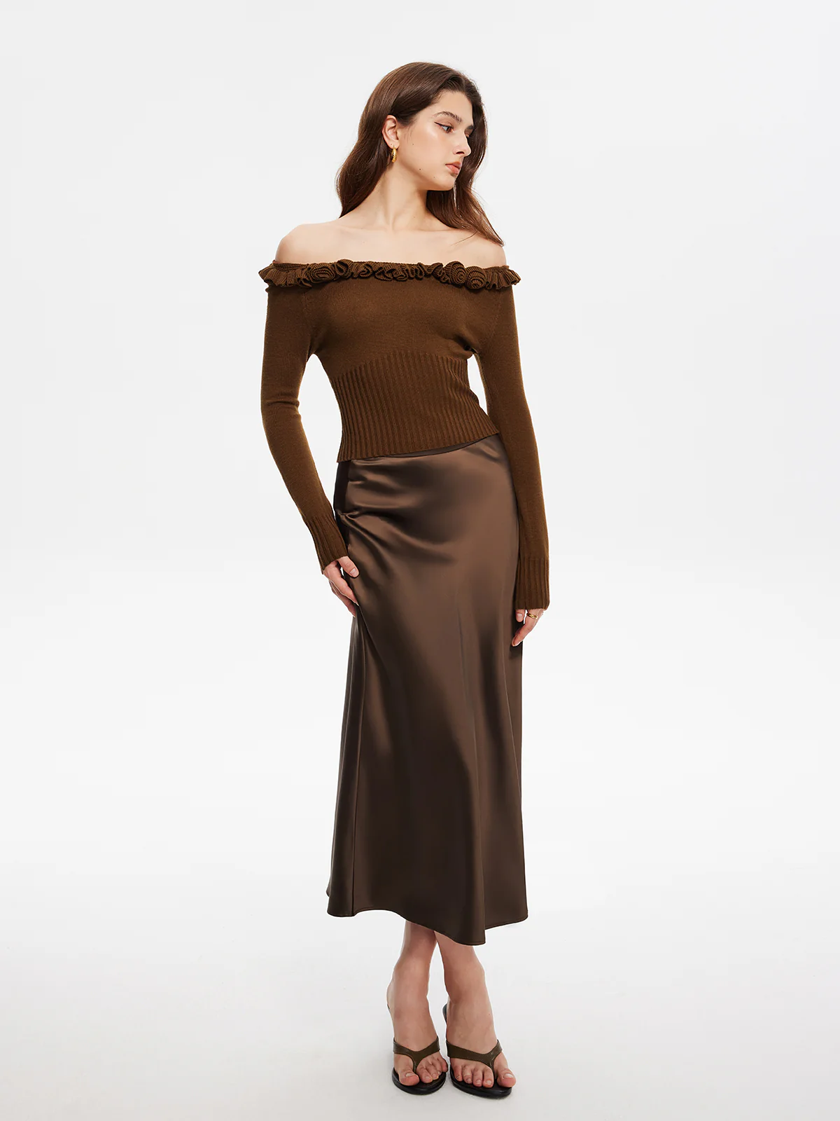 Cashmere-Blend Off-Shoulder Ruffle Sweater - Image 5