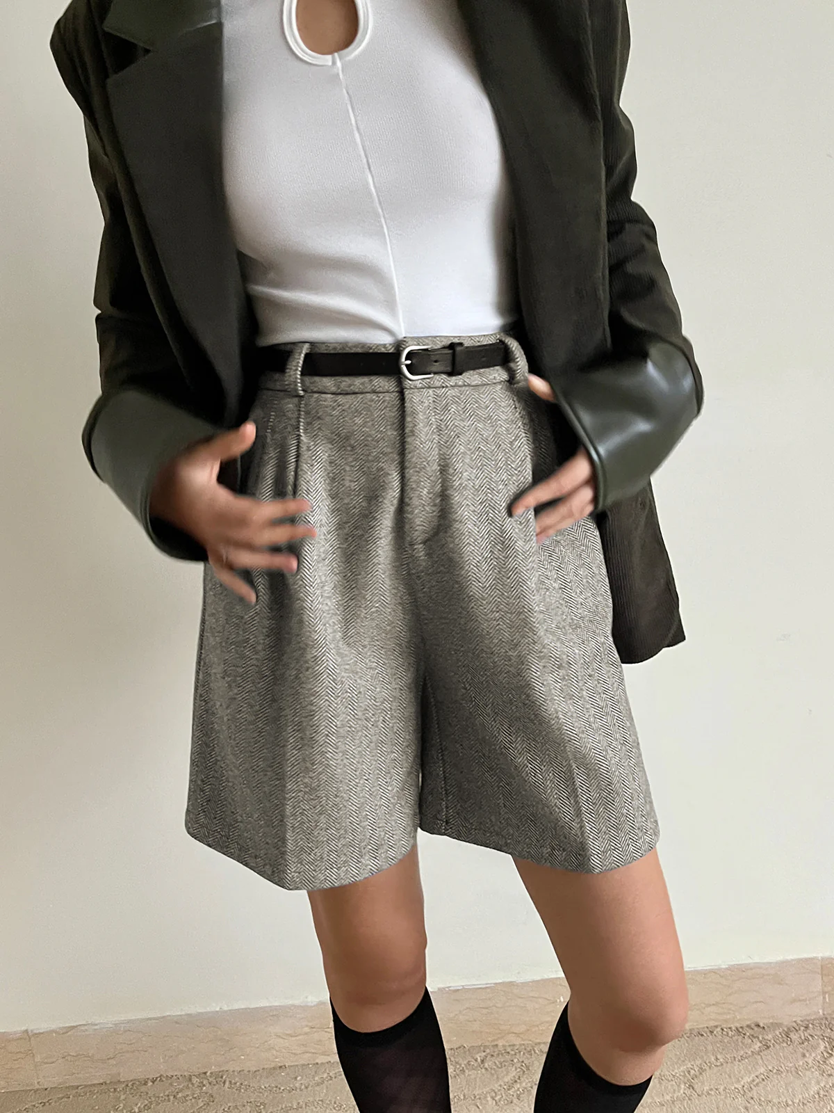 Chevron Tweed Belted Knee Shorts - Image 3