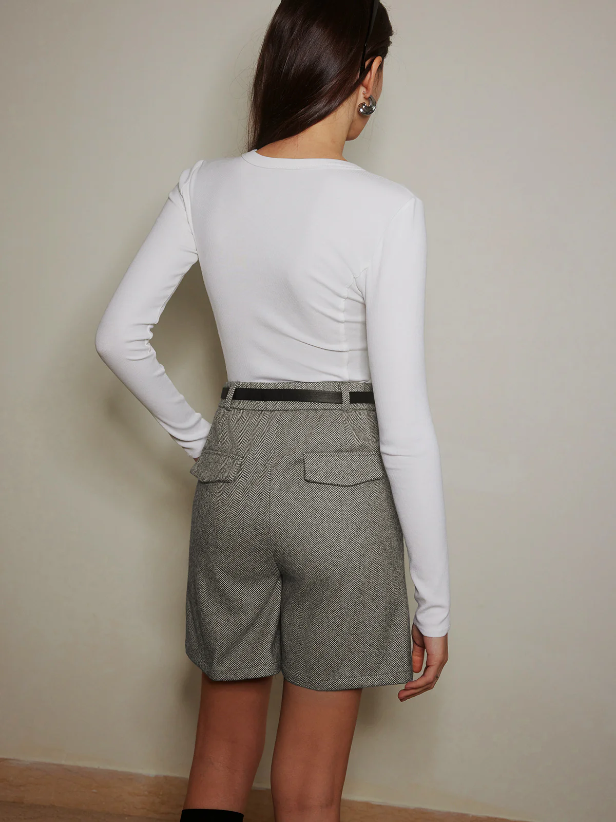 Chevron Tweed Belted Knee Shorts - Image 7