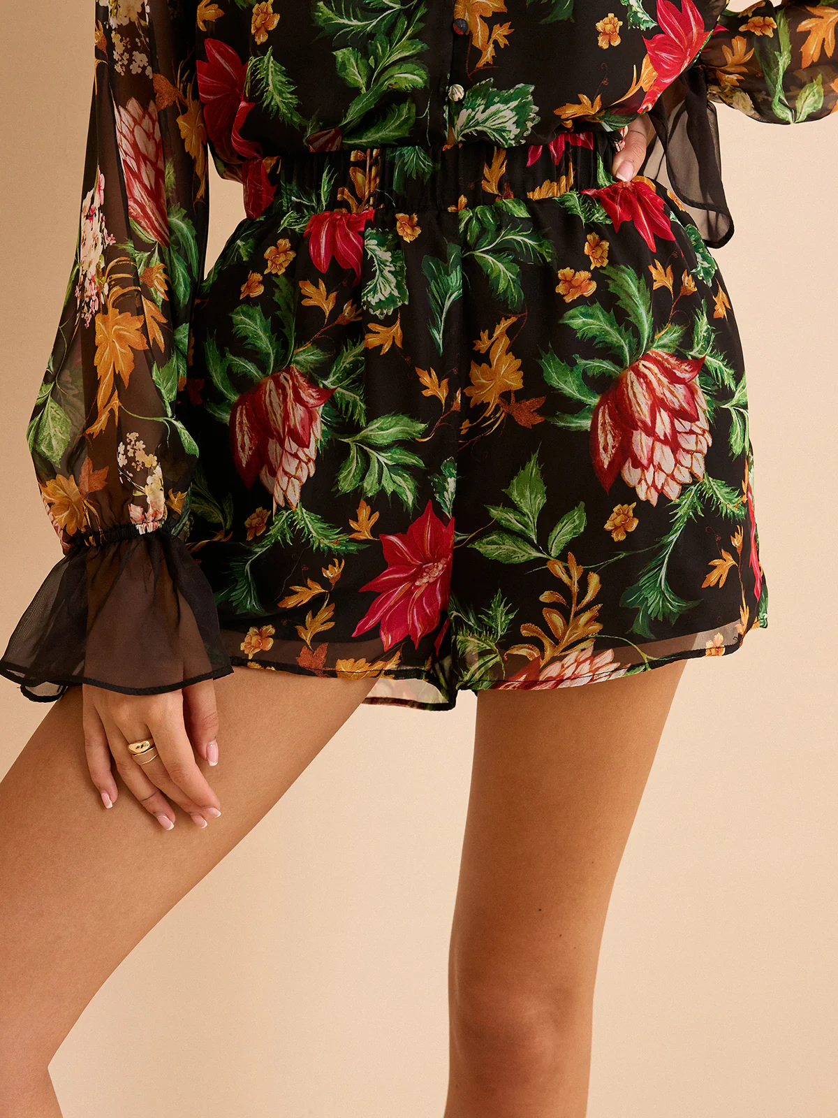 Chiffon Floral Print Elastic Waist Shorts - Image 5